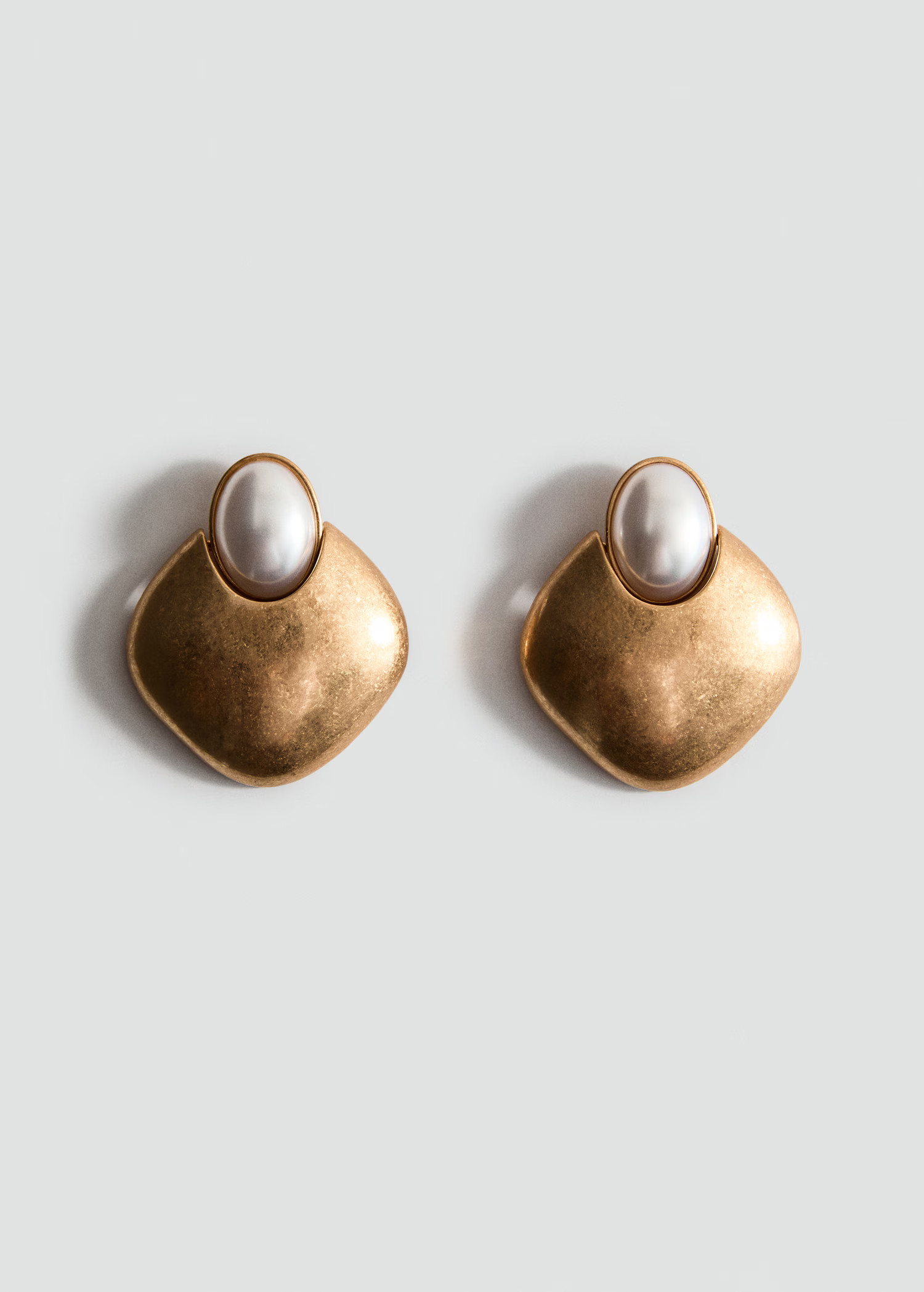 Combined pearl earrings - Women | MANGO United Kingdom | MANGO (UK)