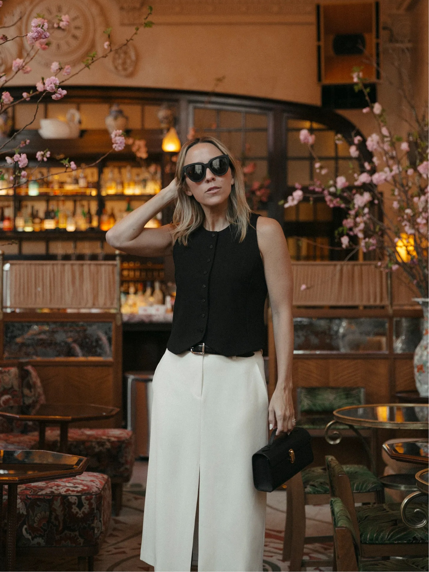 Outfit from NYC 🖤 Top is Wyeth