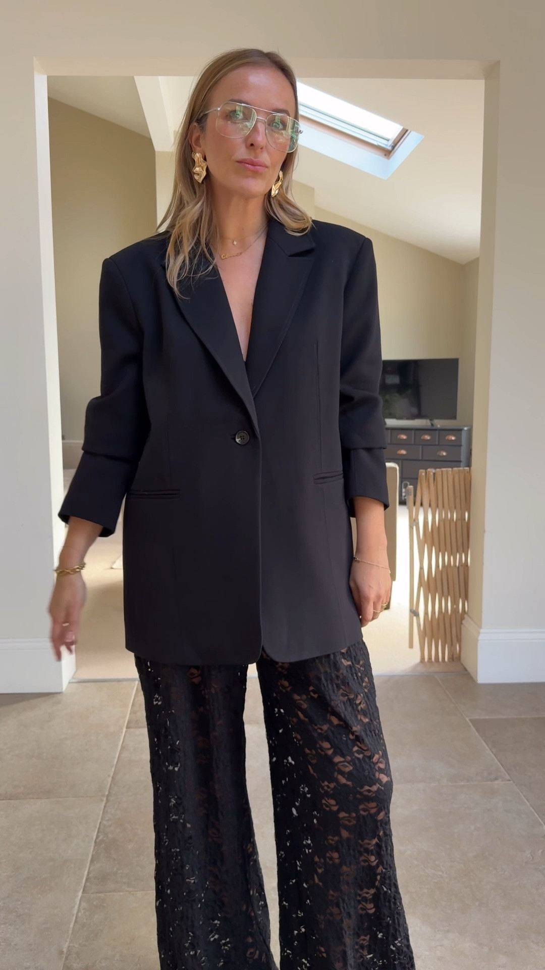 25% off site wide 
Chic evening outfit from Dissh 
Boyfriend fit blazer with elasticated waist drapey lace pants … 

Blazer runs big , I sized down to a U.K. 12 and it’s still very roomy. 
Trousers are a U.K. 14 - also run big. 

Black blazer outfit 
Oversized blazer 
Lace trousers 
Party outfit 
Party wear 


#LTKfestive #LTKCyberWeek #LTKpartywear