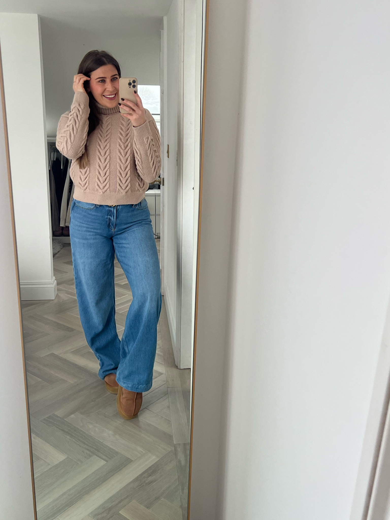 Snow Day ❄️

Chunky Knit Jumper - Marks & Spencer 
Wide leg Jeans - river island 
Platform Uggs 

#LTKuk #LTKwinter #LTKmidsize