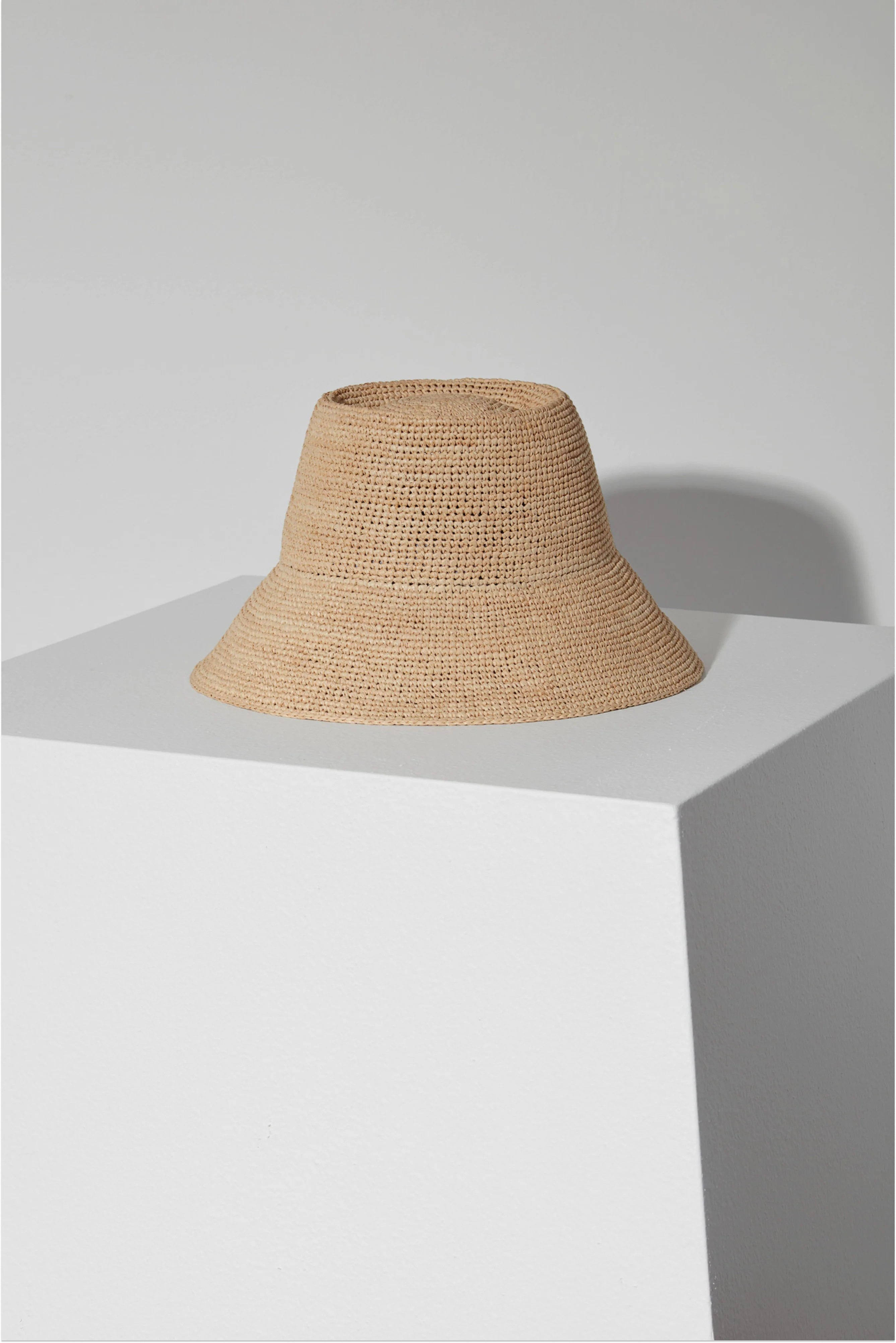 Felix Bucket | Janessa Leone