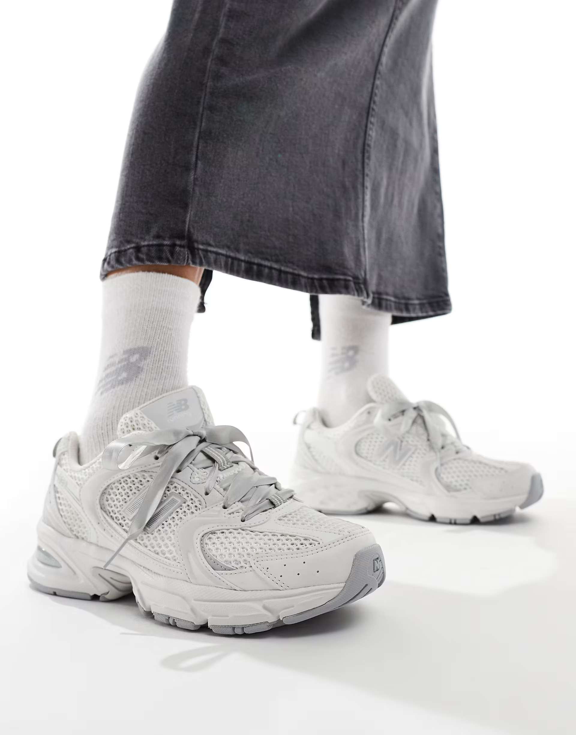 New Balance 530 with ribbon laces in silver - Exclusive to ASOS | ASOS | ASOS (Global)