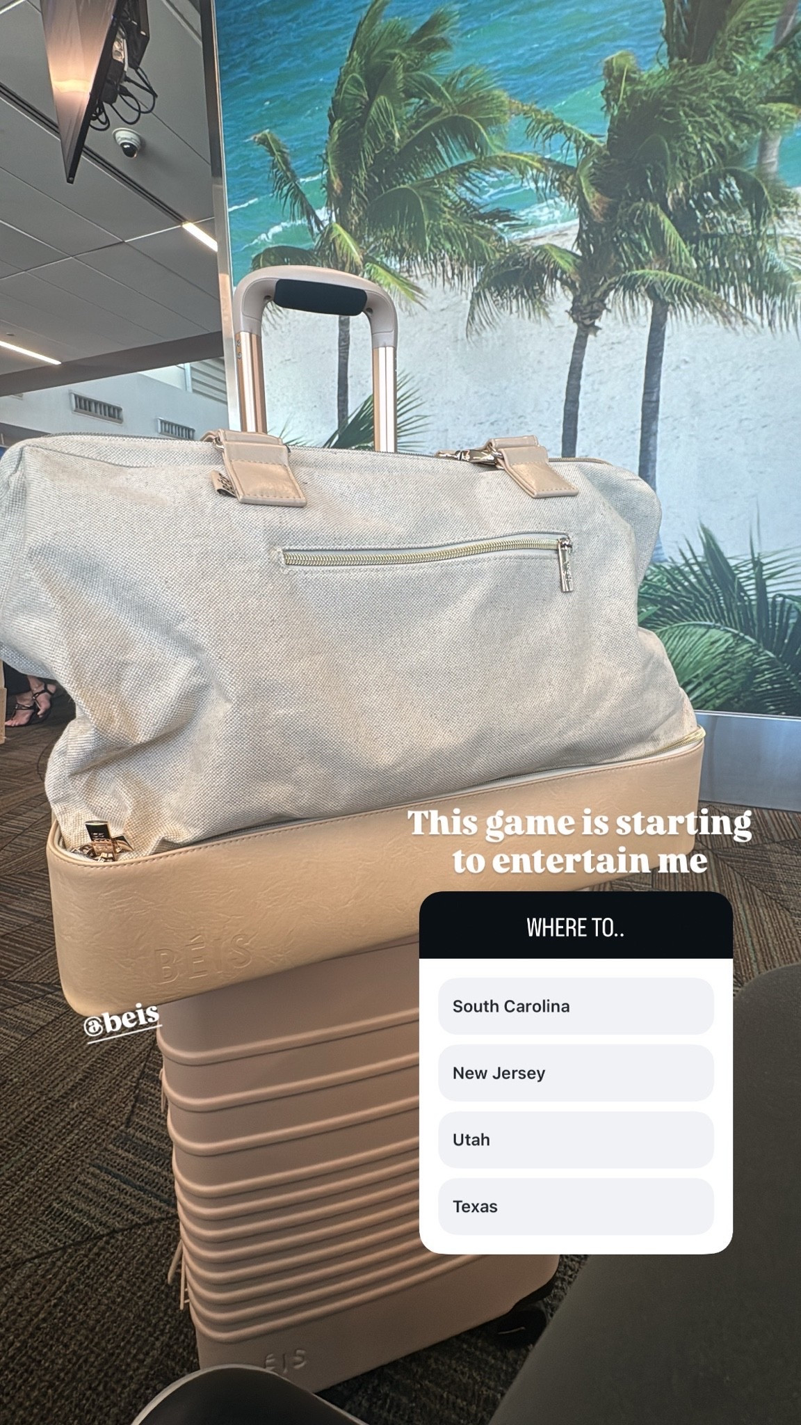 Absolutely loving this beis weekender bag and suitcase! Fits under the seat so nicely and there’s an attachment for the bag to be on the carry on suitcase