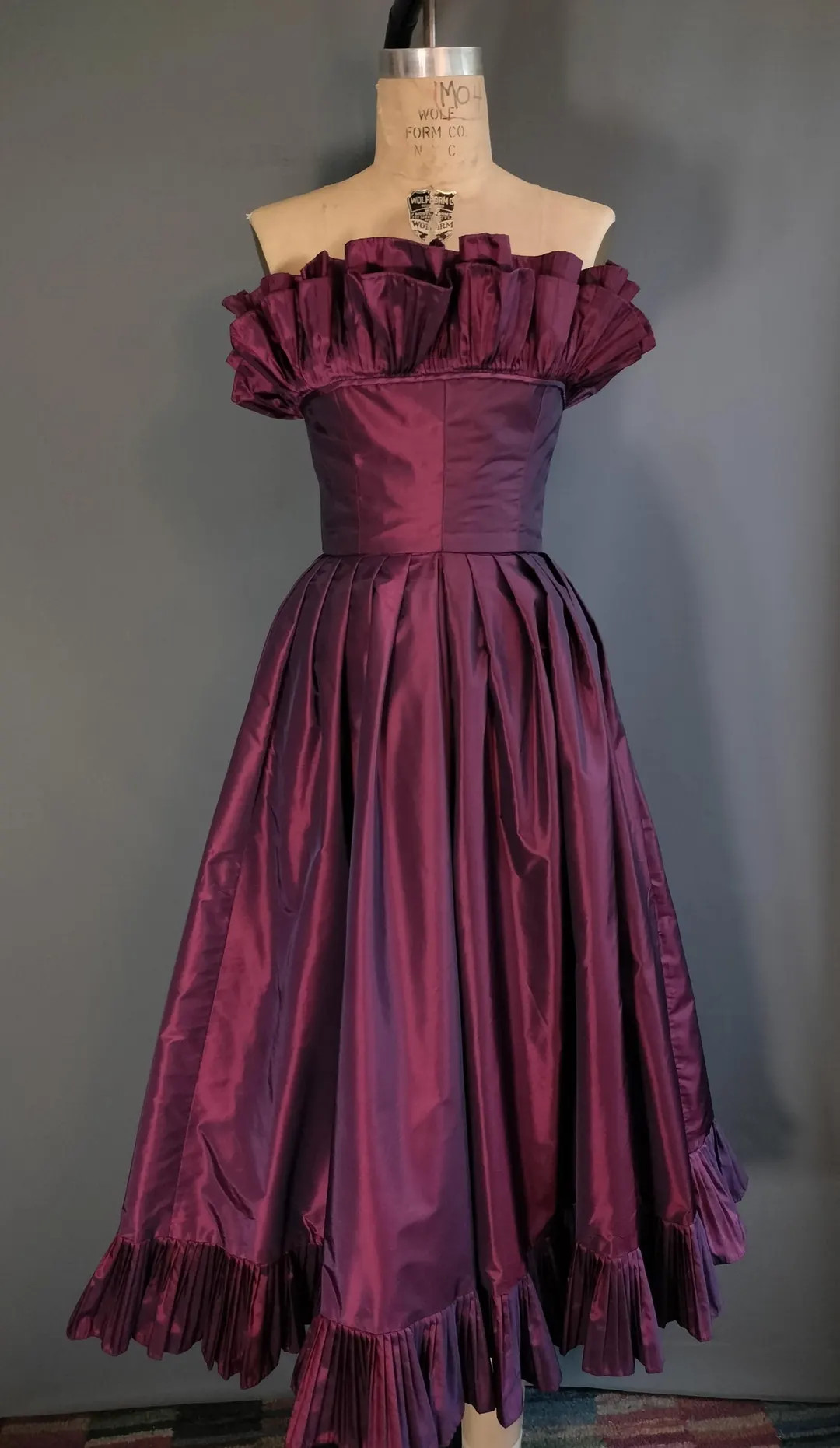 1980s Victor Costa Iridescent Taffeta Dress, Coral Purple Ballgown Evening Gown, Crumbcatcher Bod... | Etsy (US)