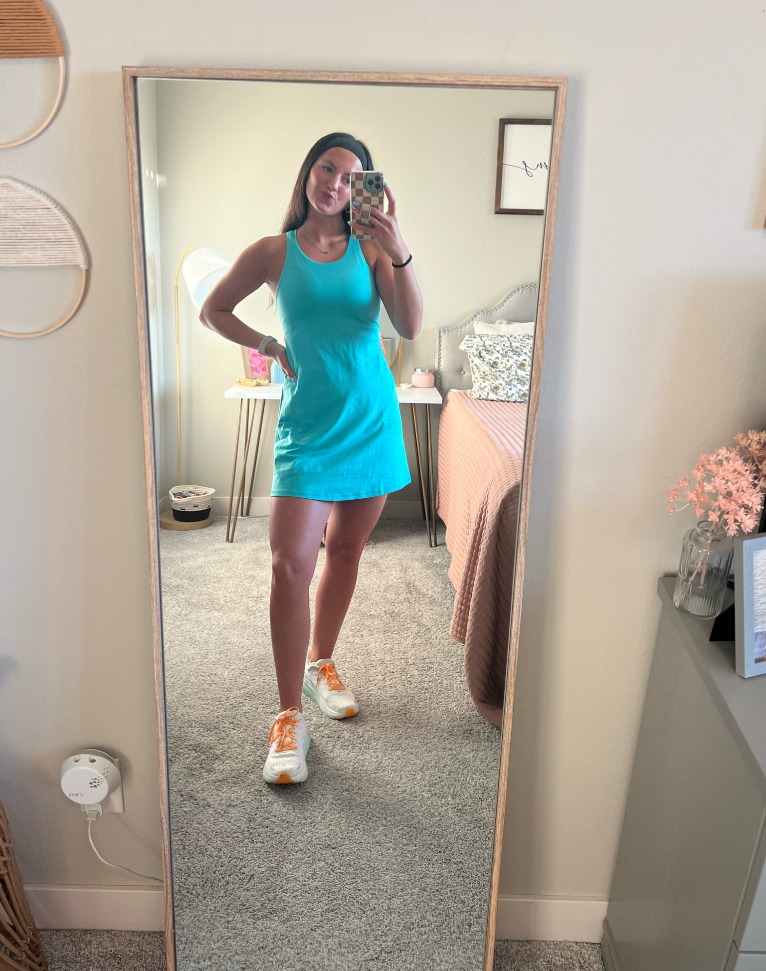 OBSESSED with this dress! 
I’m wearing a size small!🪩🩵