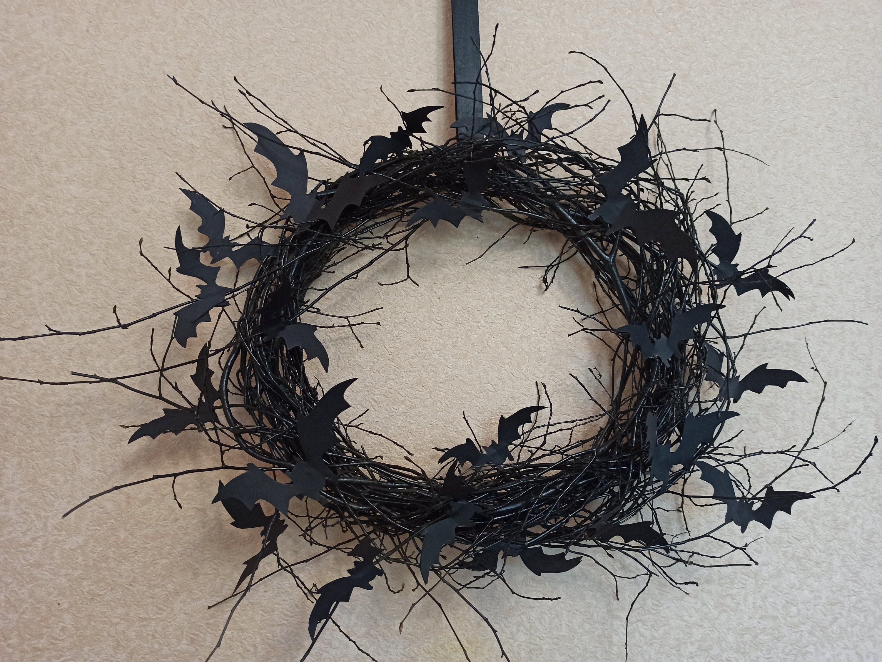 Halloween wreath, Halloween bat wreath, Bat black front door halloween wreath, Bat wreath Black W... | Etsy (US)