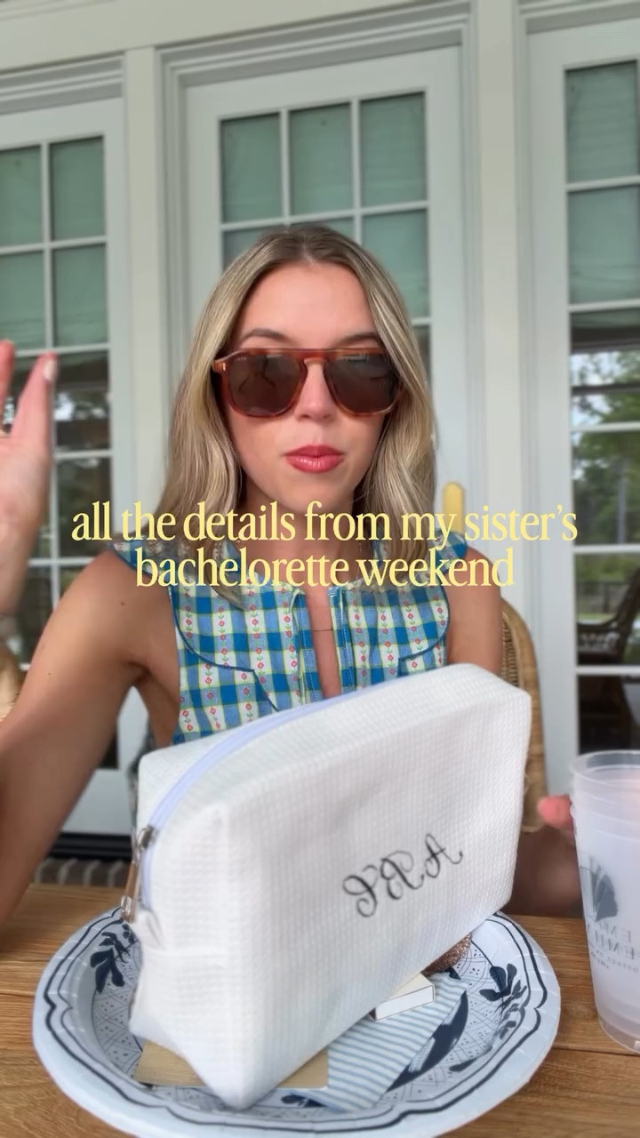 Details & not decorations🤌🏻 we made the door tags on Canva & the cups on custom ink but the details for everything else can be sent to your inbox if you comment SHOP or found on my ShopMy.

 #bacheloretteweekend #bachelorettedetails #bacheloretteparty #maidofhonor