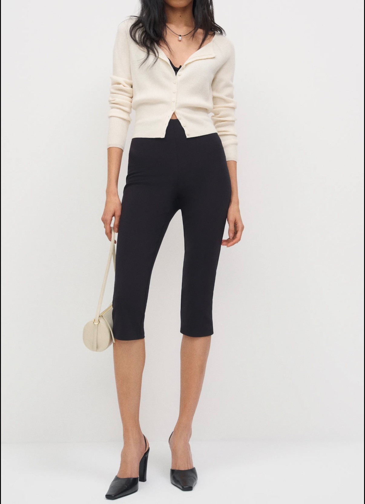 Yes/no capris ??? Linked several faves and most under $100 and also in stock 

#LTKSaleAlert