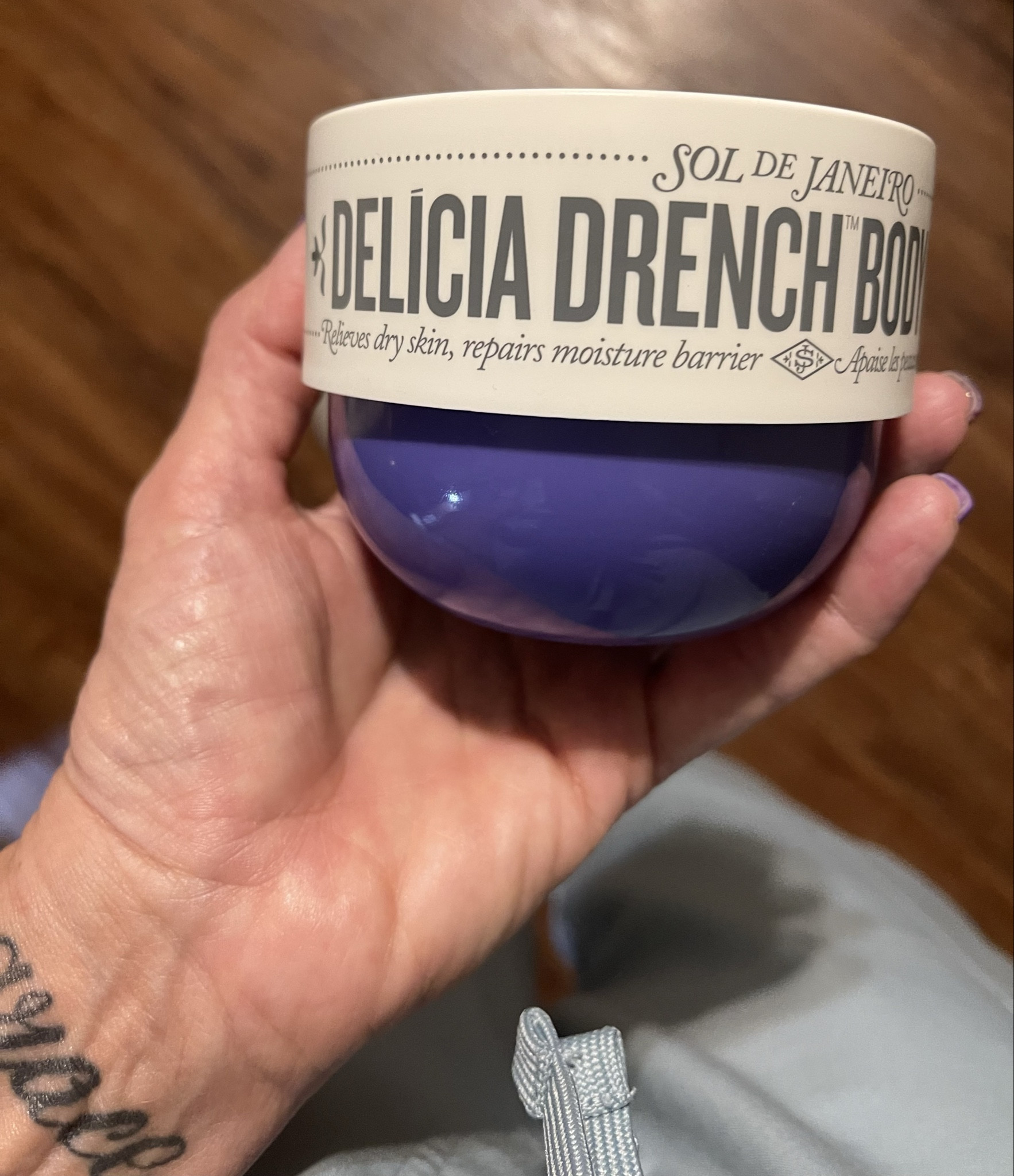 Check out the newest Sol De Janeiro! This purple is giving off the best smelling vibes! Get drenched in delícia (delicious) moisture. This whipped, ultra-rich body butter supports the skin's barrier and penetrates deep below the surface to lock in moisture and relieve extra dry skin. 

The matching perfume mist will make you smell amazing! Share the warmth of a sunset with uplifting notes of vanilla orchid, sugared violet, and sheer sandalwood.
Cheirosa 59 Perfume Mist is inspired by the year 1959, when singer João Gilberto released first-credited bossa nova album, Chega de Saudade (aka No More Blues). Everyone should feel this good. Link in bio👉🏼 LTK
#soldejaneirocheirosa 
#soldejaneiro 
#perfume 
#bodymist
#bodybutter 
#body
#fragrance 