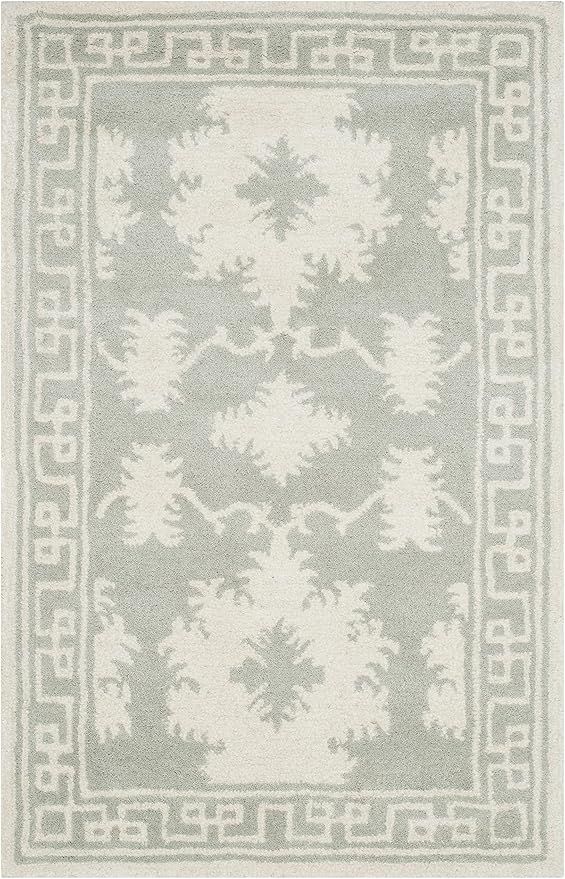 SAFAVIEH Bella Collection 2'6" x 4' Grey/Ivory BEL132B Handmade Premium Wool Accent Rug | Amazon (US)