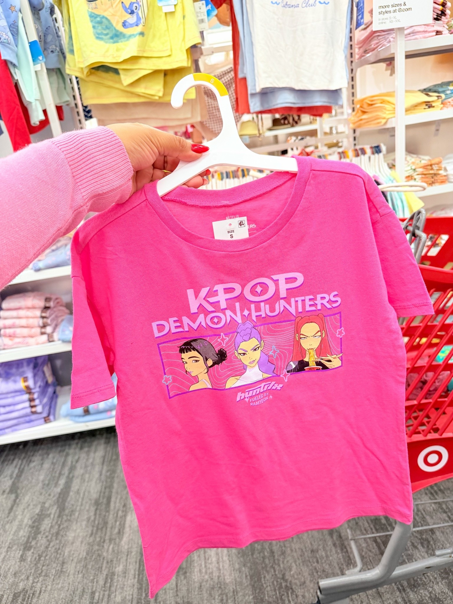 Fueled by Ramyeon 🍜❤️‍🔥 our girls are still requesting new Huntrix tees and this one is definitely being added to our little collection, love a cute affordable tee 💕🙂‍↕️🙂‍↔️