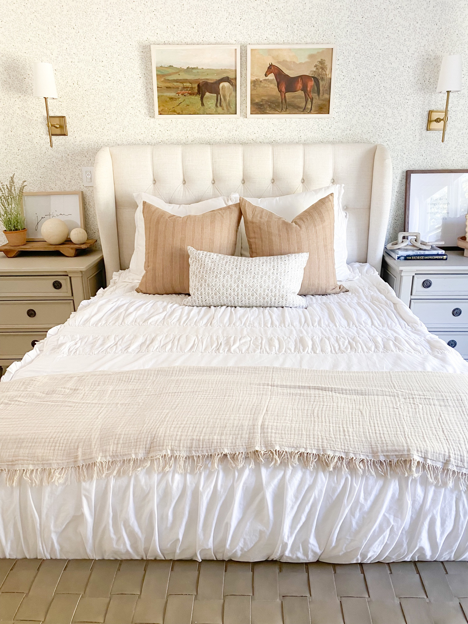 Girls bedroom decor, girls bedroom inspo, teen girl bedroom, girls wallpaper, floral wallpaper

#LTKsalealert #LTKhome #LTKstyletip