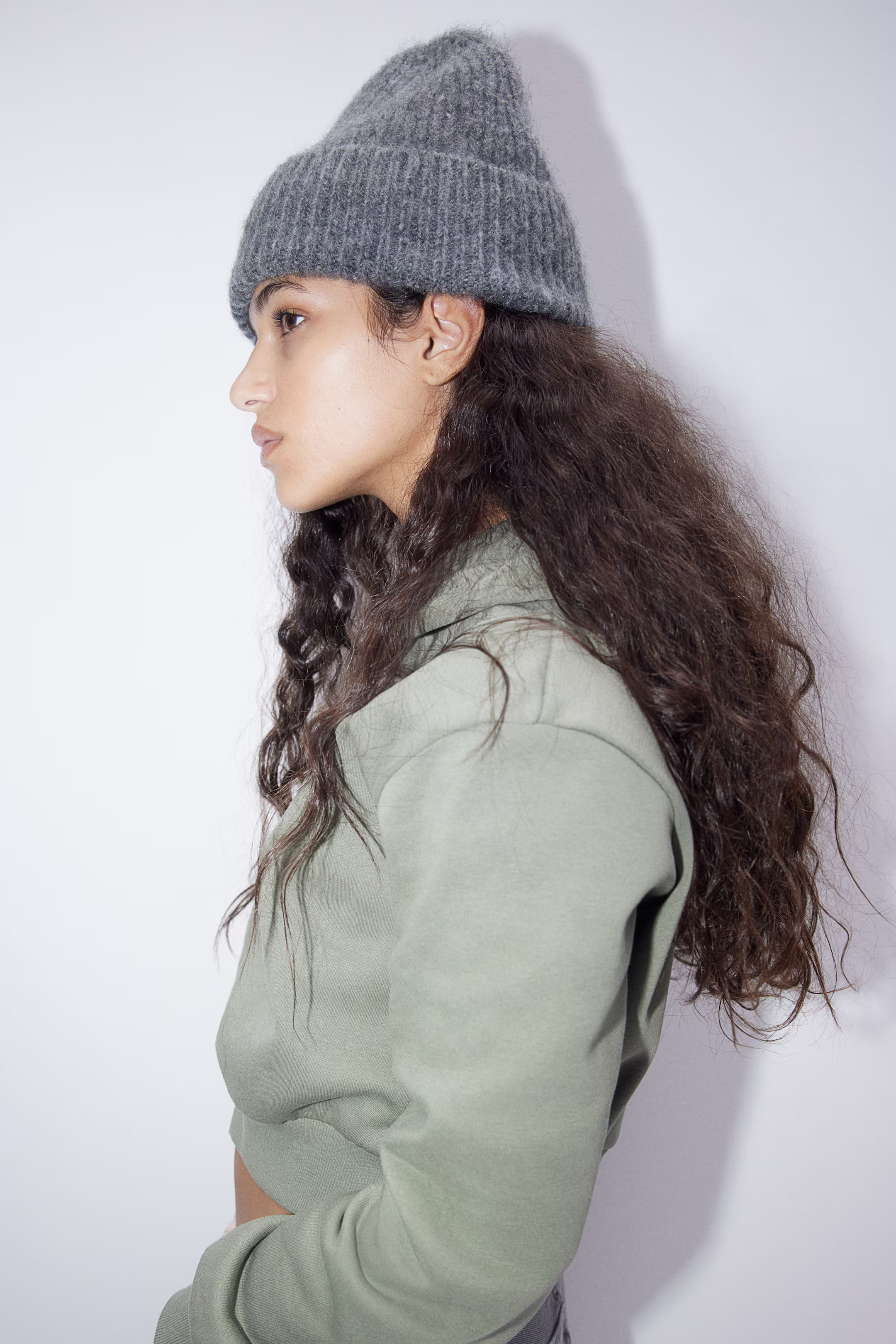 Beanie in Rippstrick | H&M (DE, AT, CH, NL, FI)