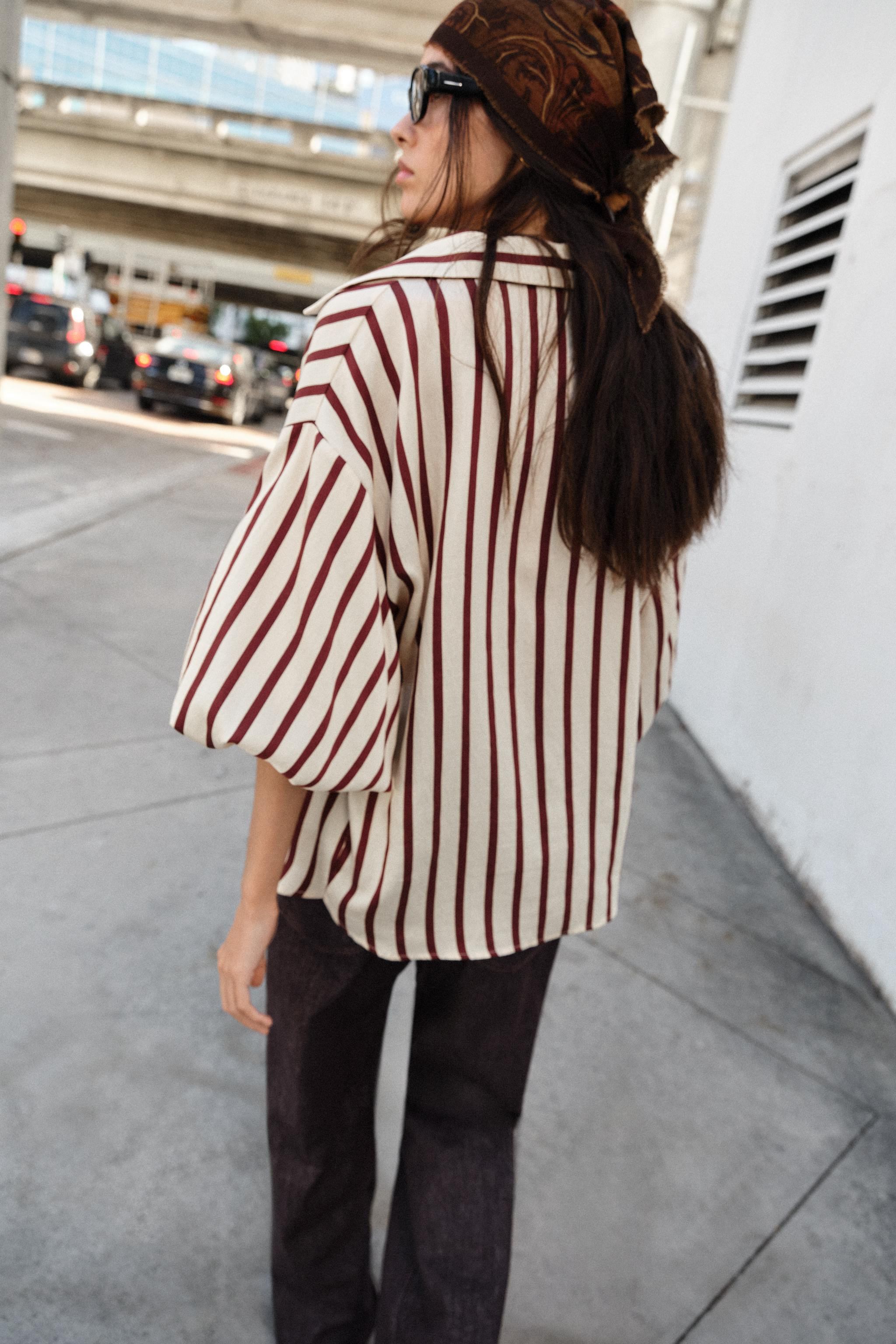 GESTREIFTE HEMDBLUSE MIT BALLONÄRMELN | Zara DE