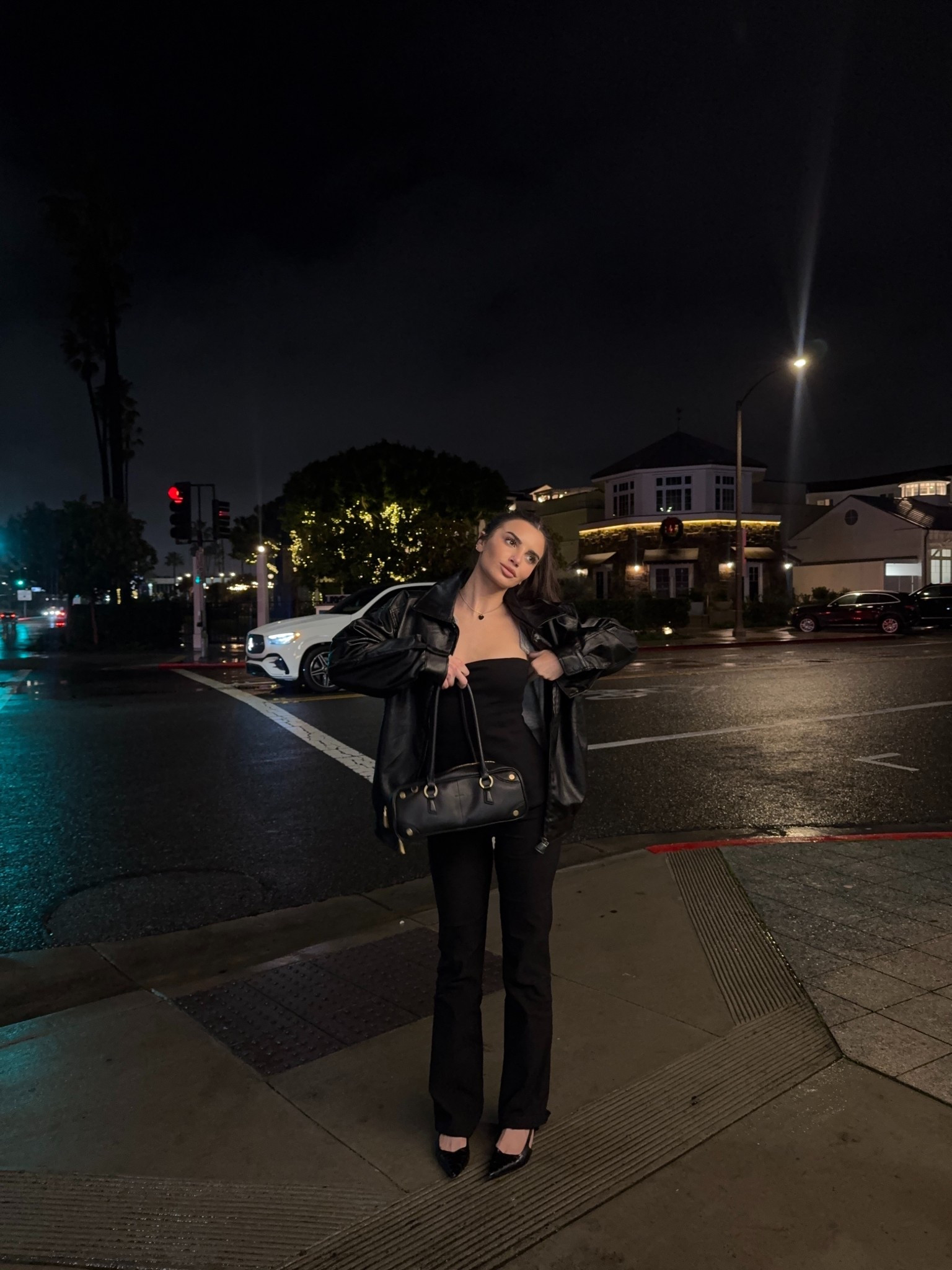 Rainy Newport Beach night dinner outfit ✨