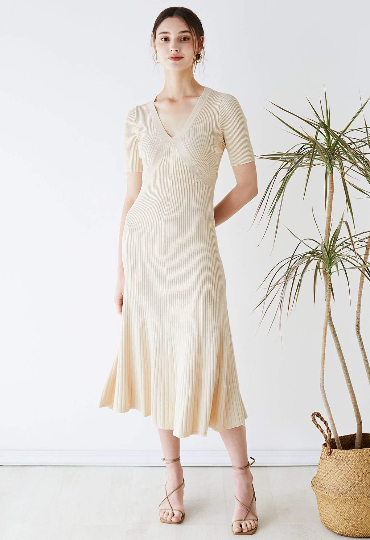 V-Neck Short Sleeve Ribbed Knit Dress in Cream | Chicwish