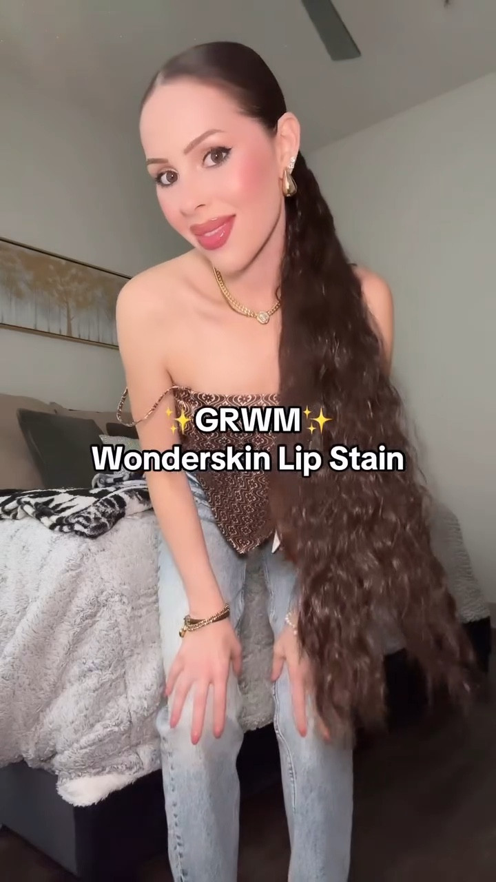 Grwm summer night out, all day lip stain and quick makeup look and outfit change for Summer! 
@wonderskin 
Makeup products to use for summer #makeuphacks #makeuptransformation #gwmroutine #grwmmakeup #lipcolor #lips
#lipstain #summermakeup #wonderskinlipstain #wonderskin AD

#LTKBeauty #LTKStyleTip #LTKxNSale
