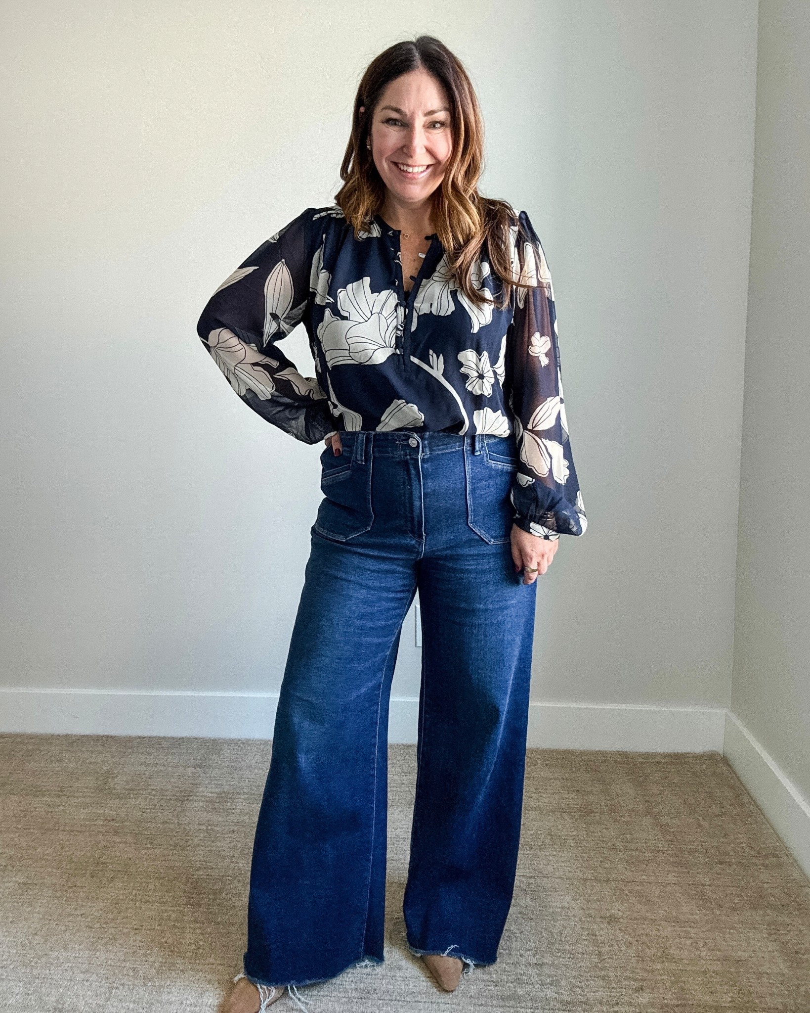 Fall casual outfit with wide leg jeans wearing large in blouse 32 in jeans 


#LTKOver40 #LTKMidsize #LTKSeasonal
