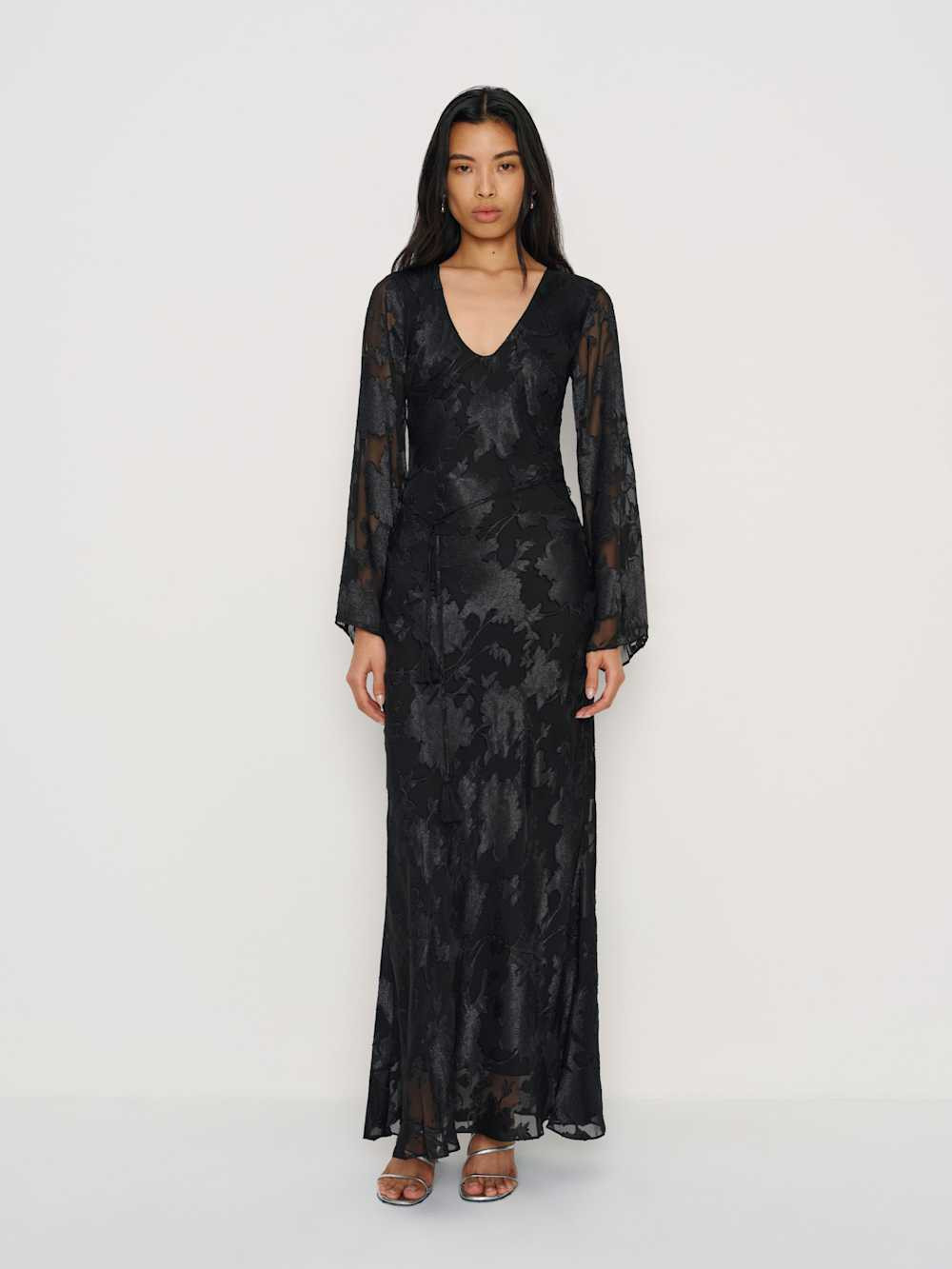 Vivia Dress | Reformation (Global)