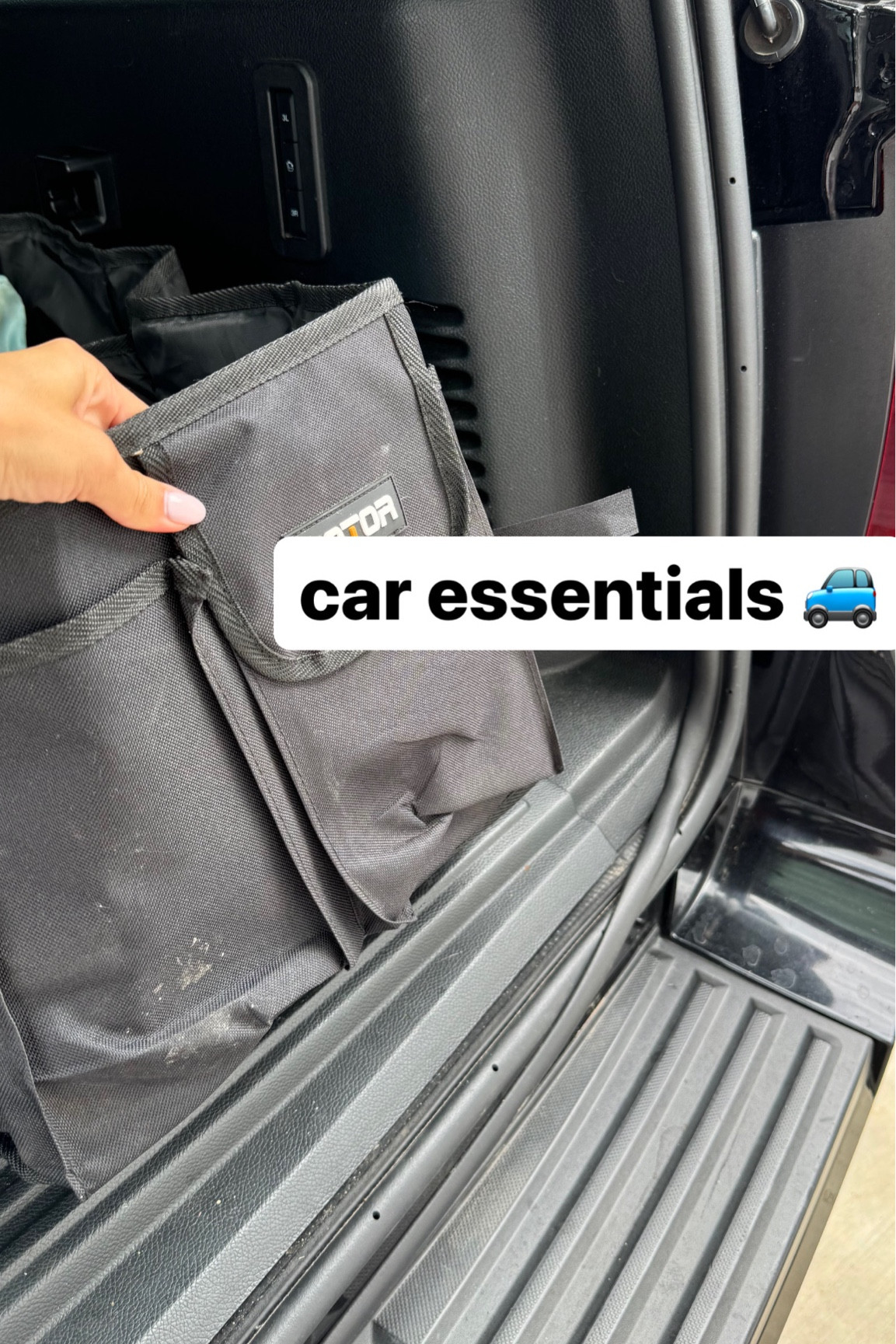 Car essentials I keep as a mom 🚙 pajamas, extra diapers wipes + pull ups, swimsuits, baggies, paper towels, park blanket and mat. For myself i keep oil blotting sheets, chapstick, deodorant, perfume, a hair clip, gum and lifesavers!