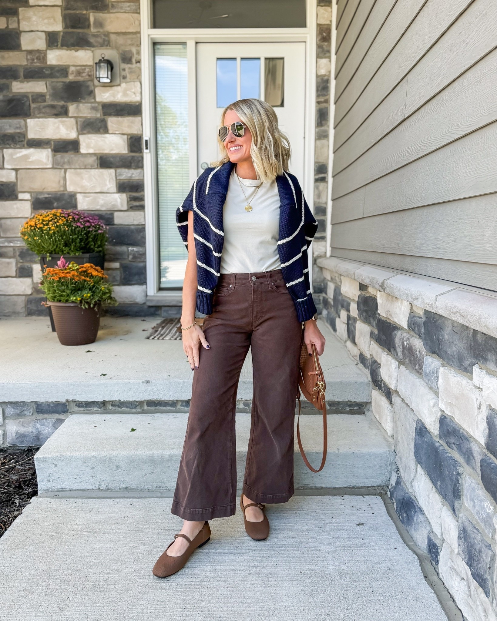 Bright mornings demand crisp layers—nothing beats a fitted top paired with wide-leg bottoms for a confident vibe.