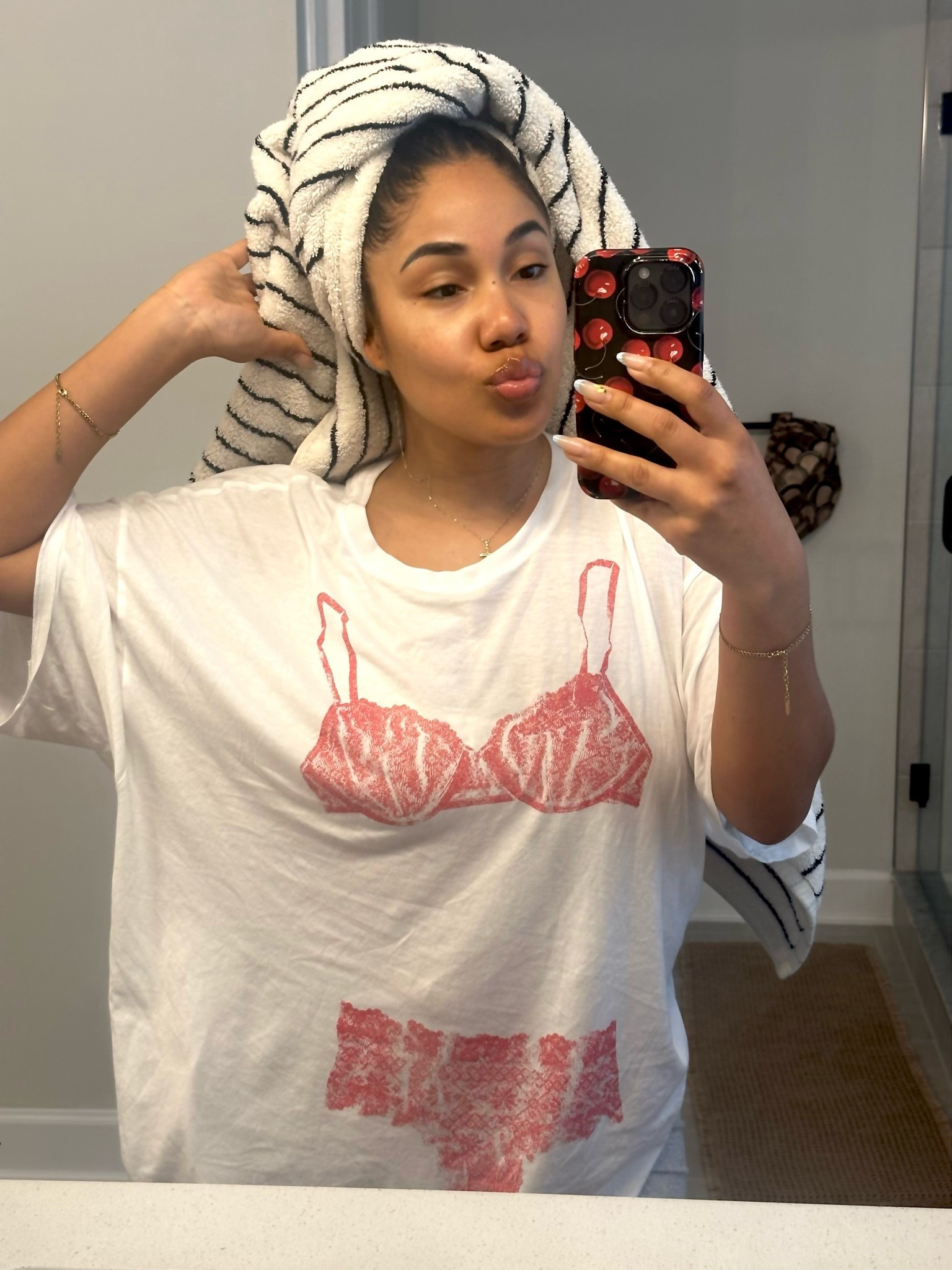This oversized sleep tee from Aerie￼ is officially part of my nighttime routine now. So soft, lightweight, and cute enough to make me feel a little put together even with a towel on my head 😂 Perfect for slow nights, self-care nights, and those “I’m not leaving this house again today” nights.

#EverythingShower #Aerie #AerieReal #SleepShirt #CozyNightIn #SelfCareRoutine #LoungewearFinds #ComfyStyle #LTKHome #LTKStyle