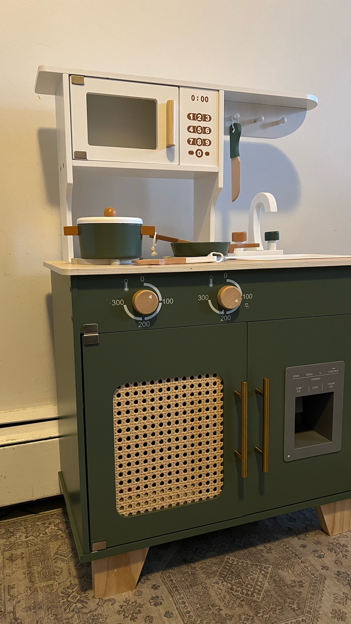 The most ✨aesthetic✨ kitchen I could find! 

#LTKkids #LTKbaby #LTKfamily