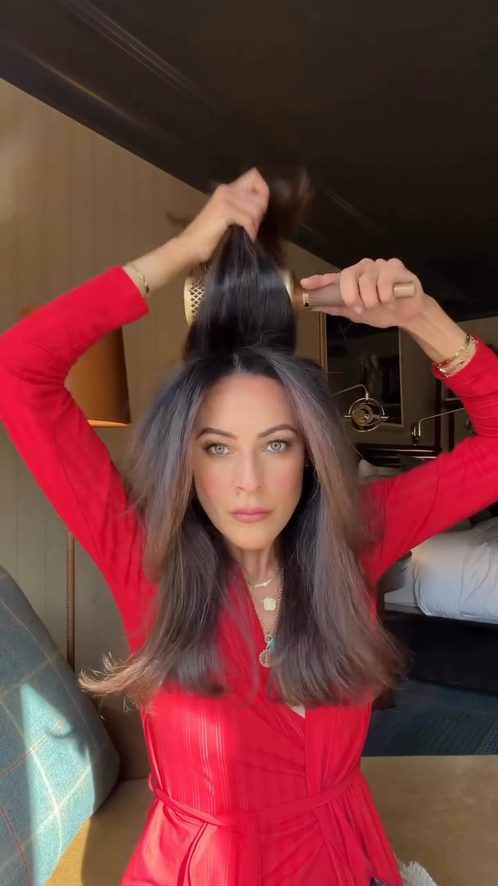 How I styled my hair for a night out plus a few products I love you can grab during the Sephora sale! 





Beauty, Sephora, sale, hair, hairstyle 

#LTKgrwm #LTKOver40 #LTKBeauty