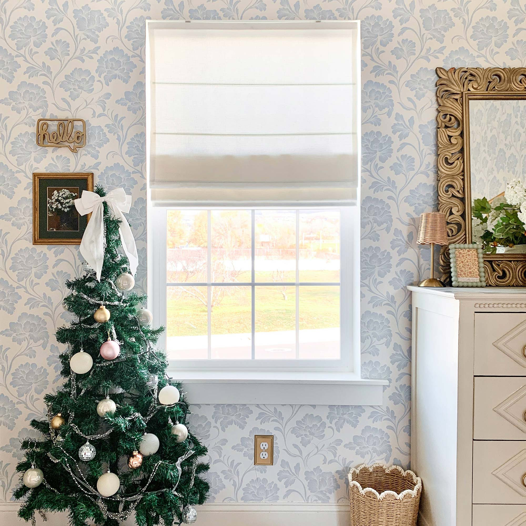 Oakley Spring System Cordless Custom Roman Shades | Curtarra