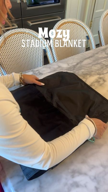 Nights at the baseball field can get cold so this Mozy thermal wrap has been the perfect accessory for my son’s games. It’s weather proof, water resistant, easy to pack, and kept me SO warm this baseball season. #ad #GetTheMozy #WrapMelnMozy
#LiveLifeWarmly

#LTKTravel #LTKVideo #LTKGiftGuide