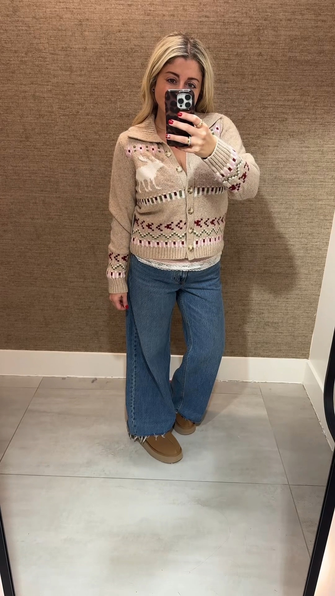 Abercrombie outfit on sale 
M cardigan
27 wide leg jeans
Uggs tts
Gift idea 

#LTKSaleAlert #LTKGiftGuide #LTKootd