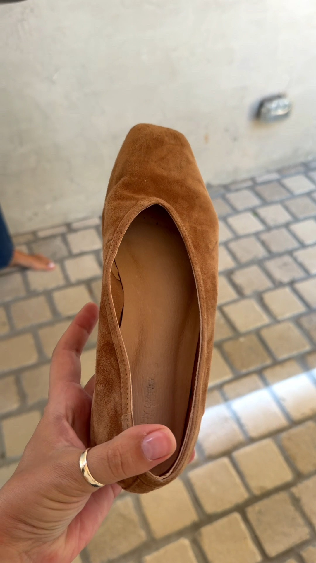 My favorite flats are on the Anthro site which is RARE!!  

Dressupbuttercup.com #dressupbuttercup #dederaad

#LTKgrwm #LTKmomlife #LTKSeasonal