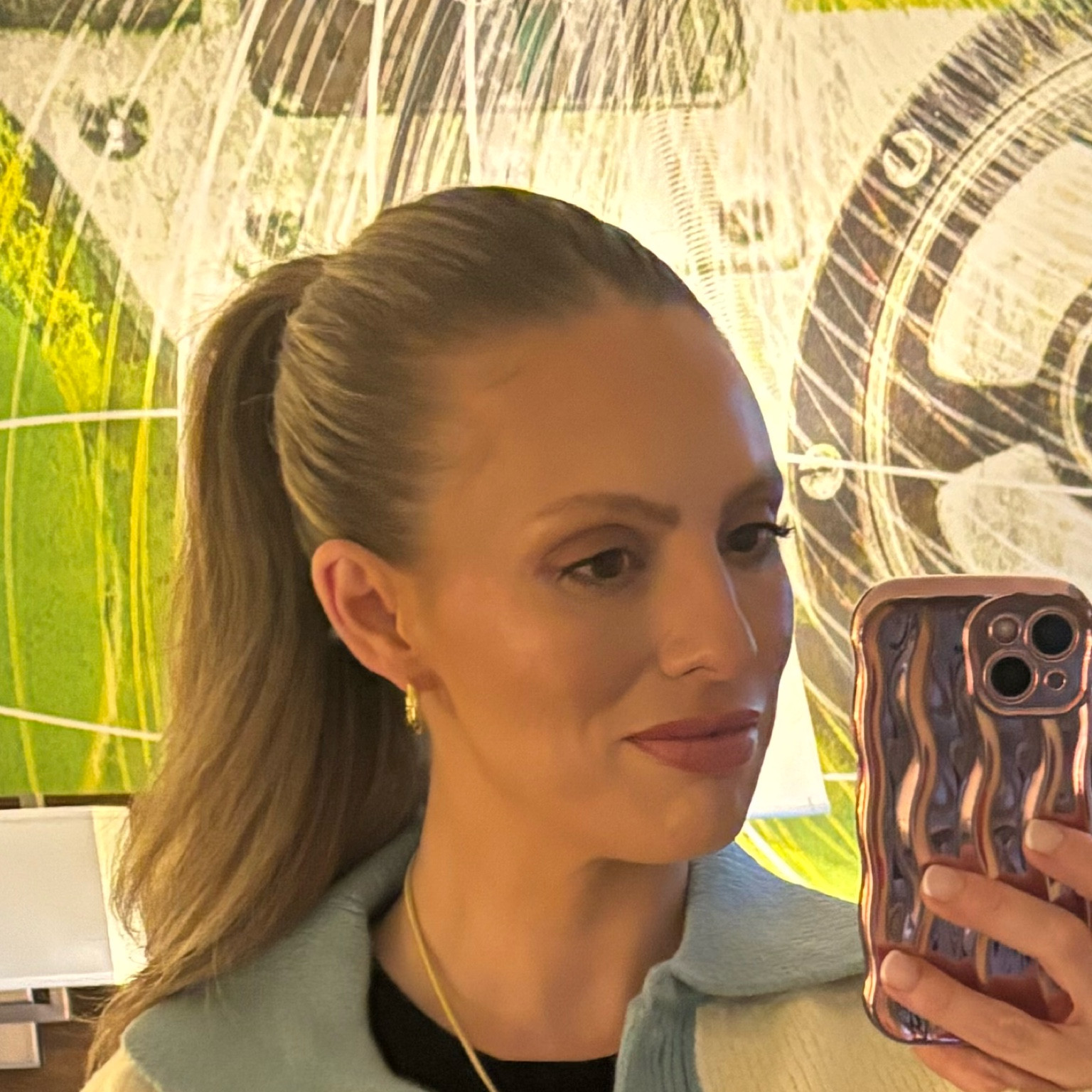 When I want a full coverage glam look but still want to look like me here are the makeup items I use! 