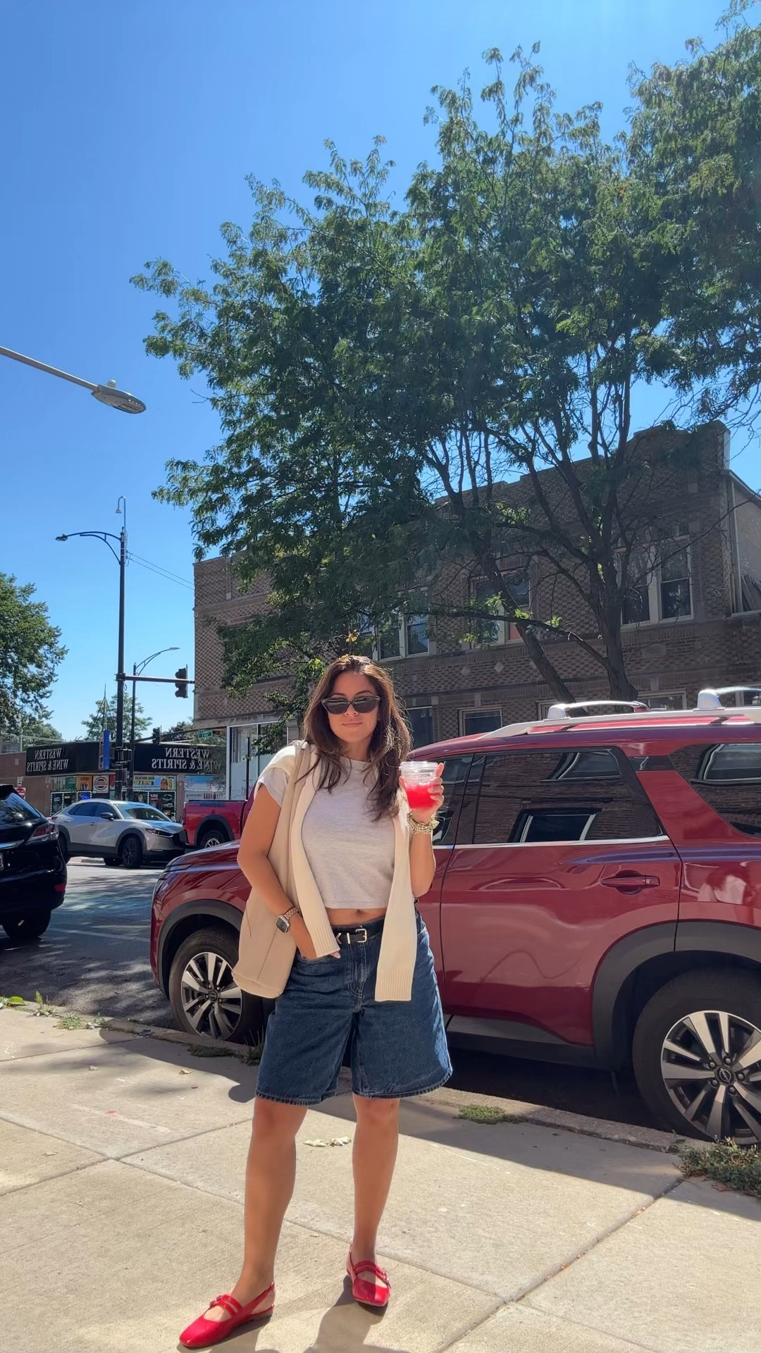 nothing like denim 11” shorts from GAP as a transitional outfit for fall 🫶🏼

#LTKSeasonal #LTKStyleTip