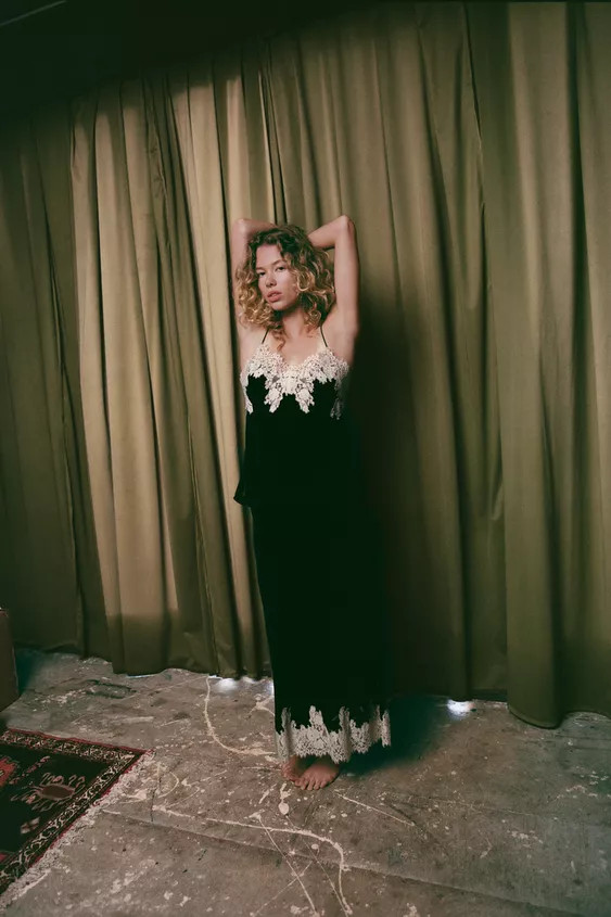 VELVET LACE MIDI SKIRT | Zara US