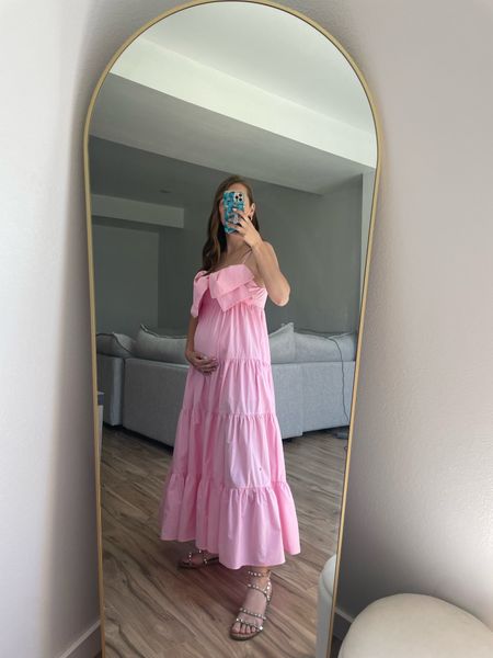 I wore this pink bow dress for our gender reveal yesterday. I’m 21 weeks and wearing a size small & it’s bump friendly. 

#LTKBump #LTKFindsUnder100