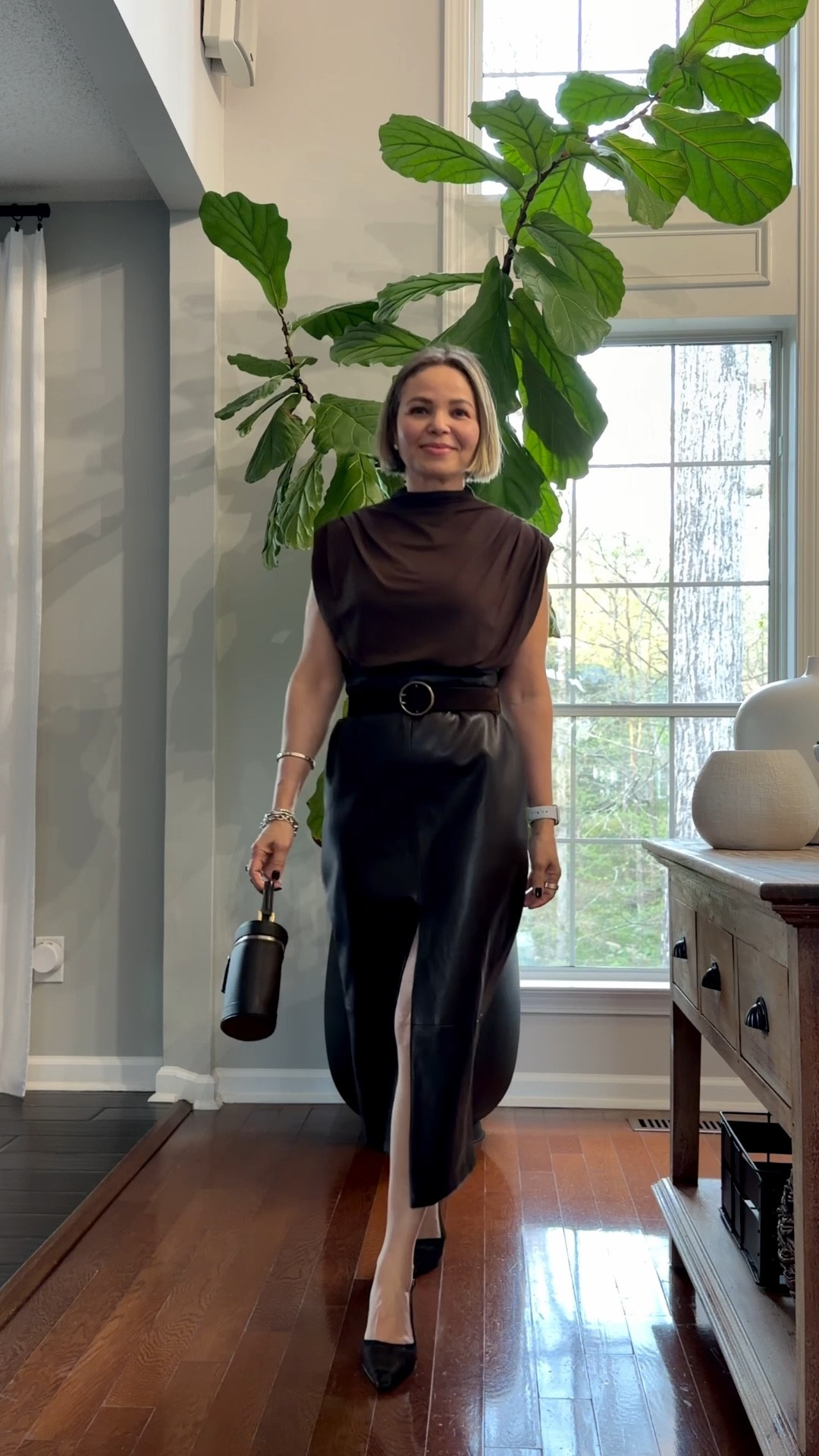 date night outfits
Monochromatic brown top,  @Zara skirt and bag @PARIS/64 🤎
I have tagged a similar skirt .

#spring #outfit #style #monochromatic #streetstyle #Zara 

#LTKSeasonal #LTKPetite #LTKOver40