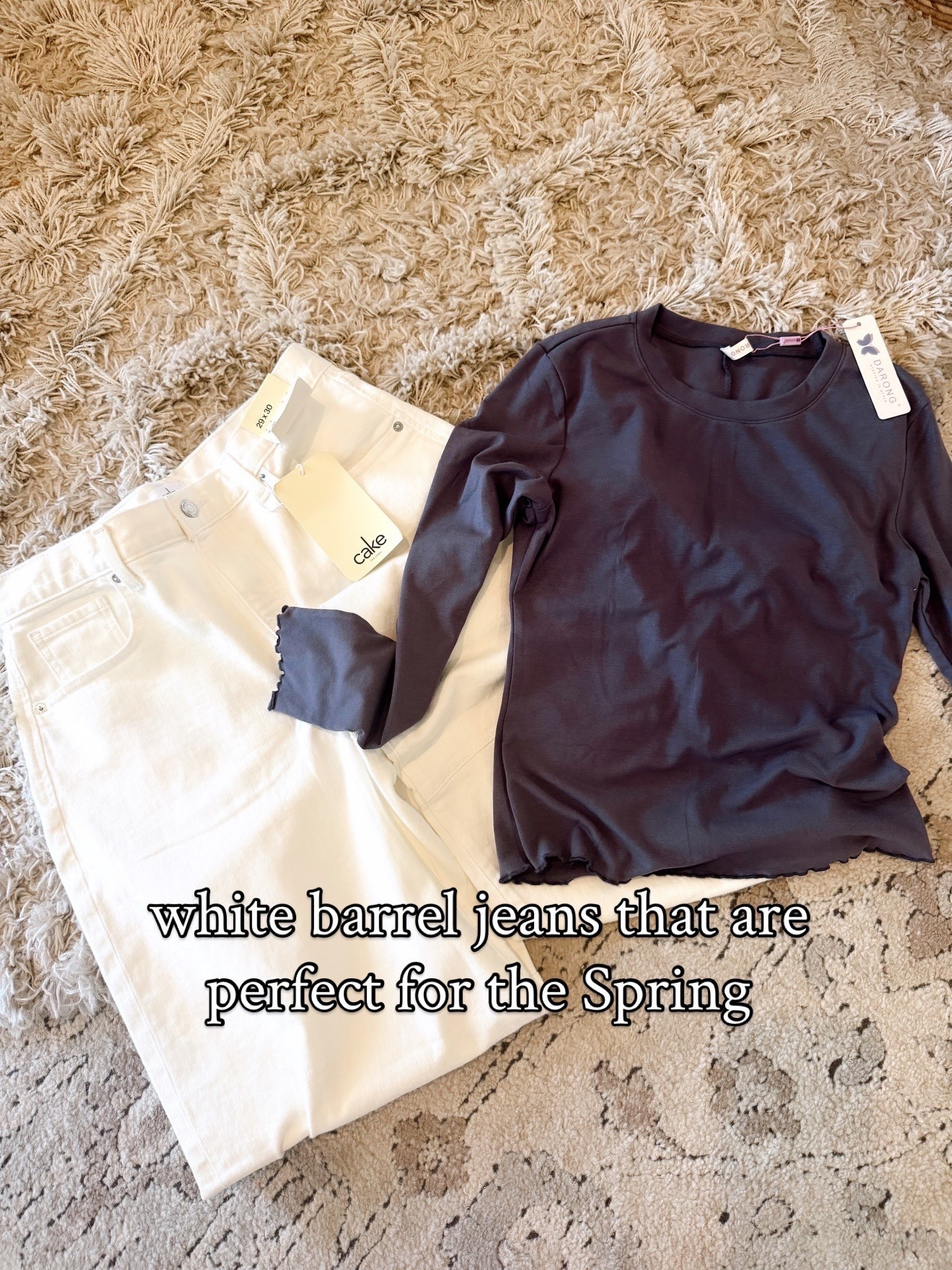 Loving this crisp and casual Spring look!

#LTKootd #LTKWorkwear #LTKmomlife