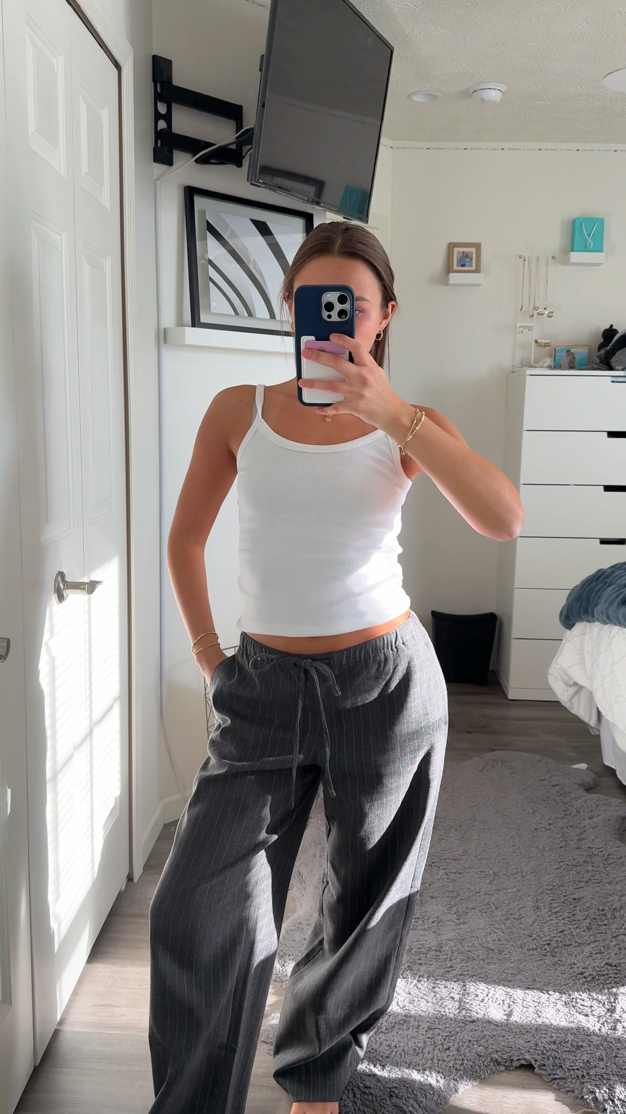 Casual work pants from Abercrombie! One of the best finds ever they literally feel like I’m wearing pjs to work lol! Wearing xs reg 