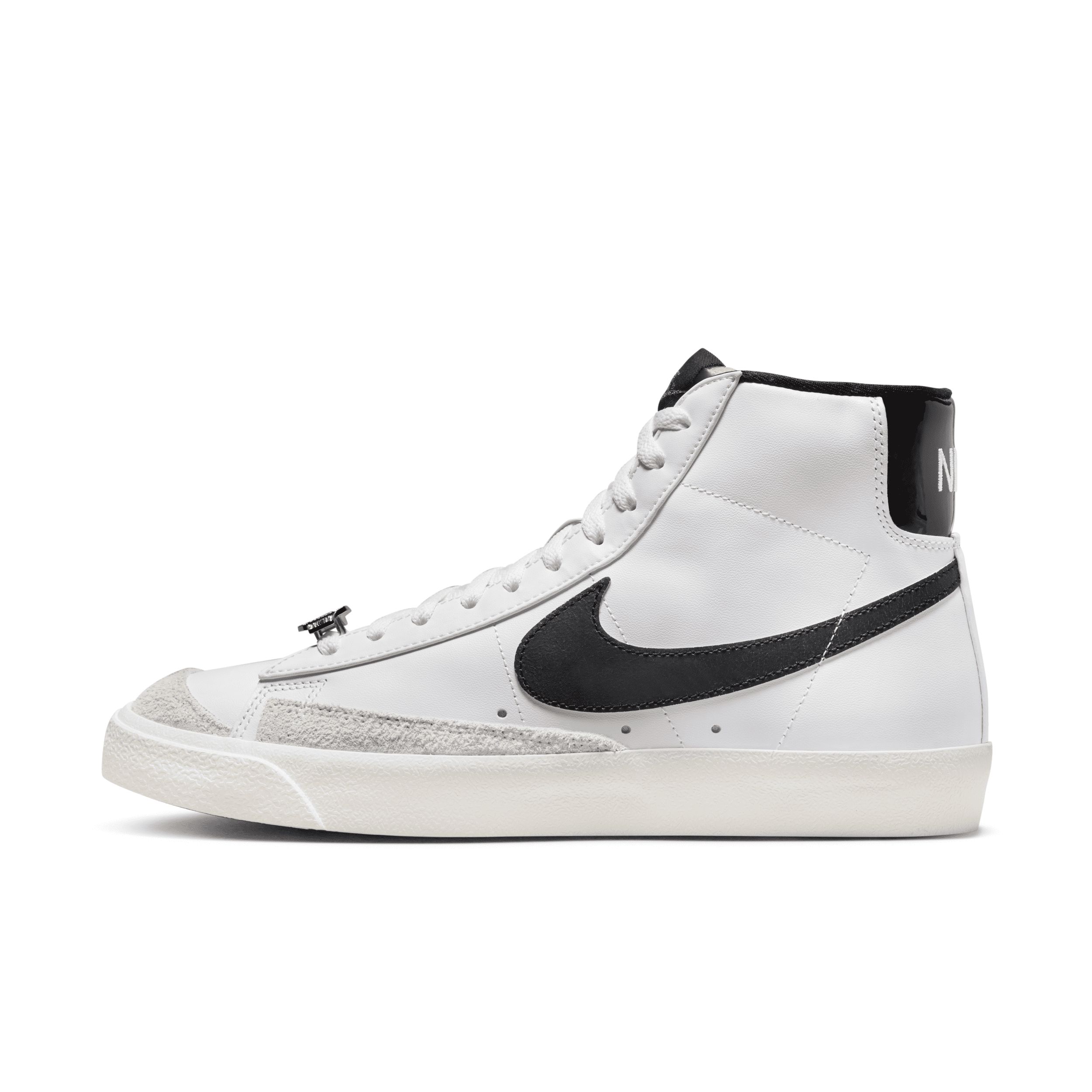 Nike Men's Blazer Mid '77 EMB Shoes in White, Size: 9.5 | DQ8767-100 | Nike (US)
