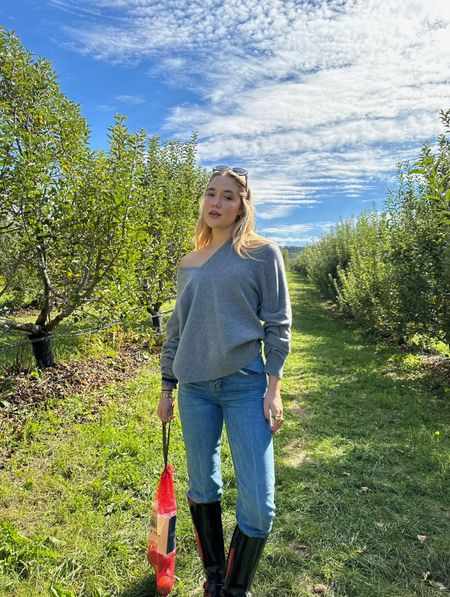 Apple Picking Outfit 🤍