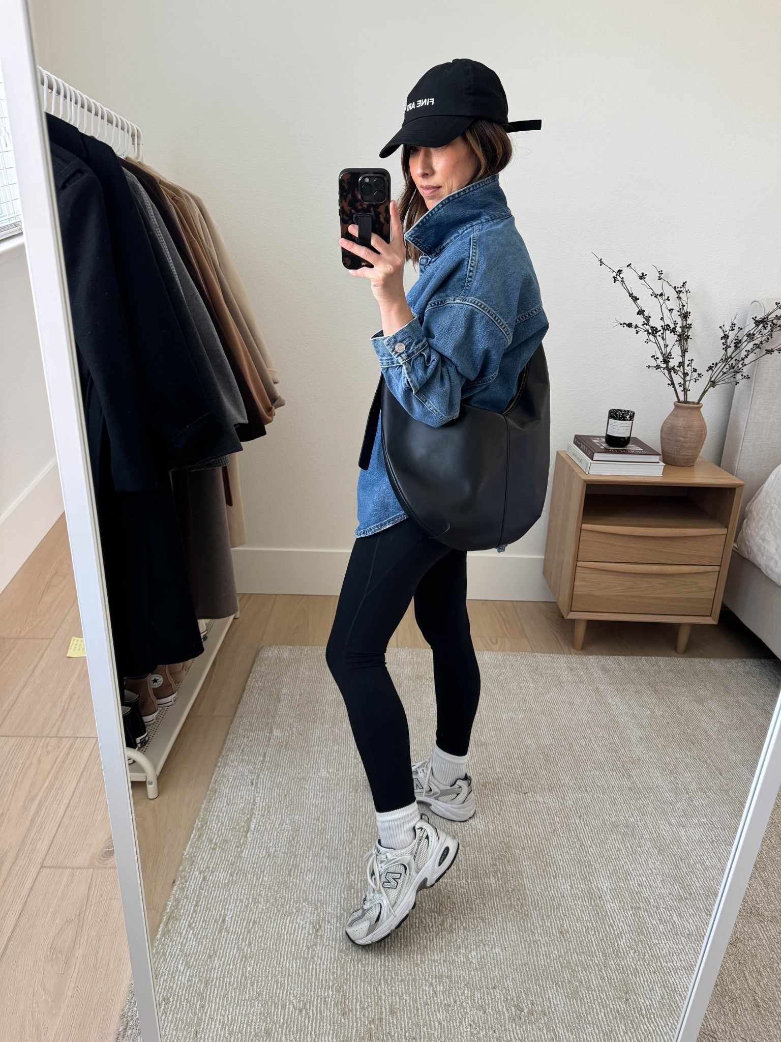 Leggings outfits. How to elevate leggings.

Gap shacket petite xs (old)
Polo Ralph Lauren tee small
Amazon leggings xs
Hanes socks
New Balance 530's 4 mens
Madewell bag
Fine Art hat (old)

Petite style, athleisure, mom outfits 

#LTKPetite #LTKootd #LTKmomlife