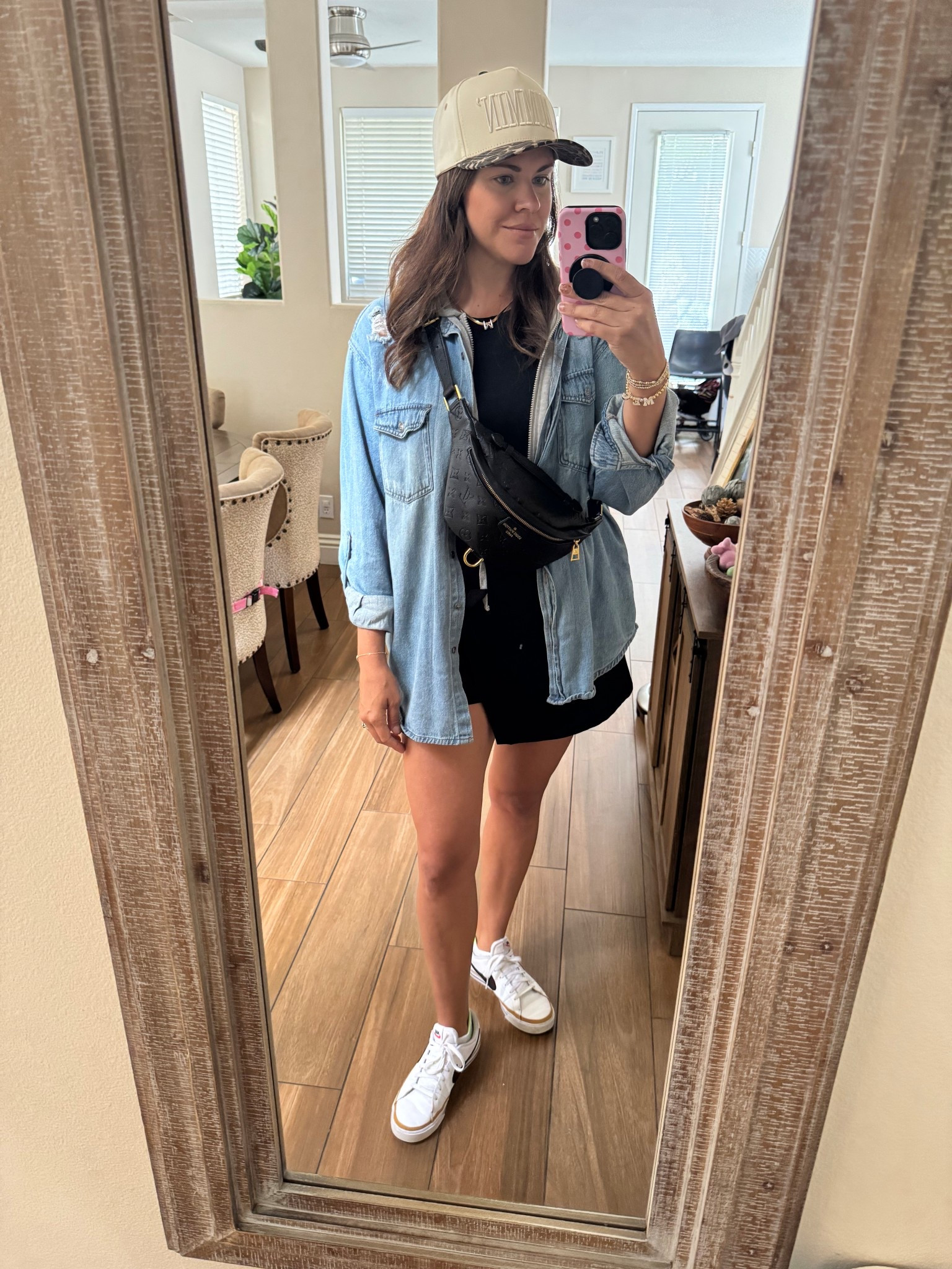 Cute + casual is my love language 🥰 

#LTKmomlife #LTKgrwm #LTKootd