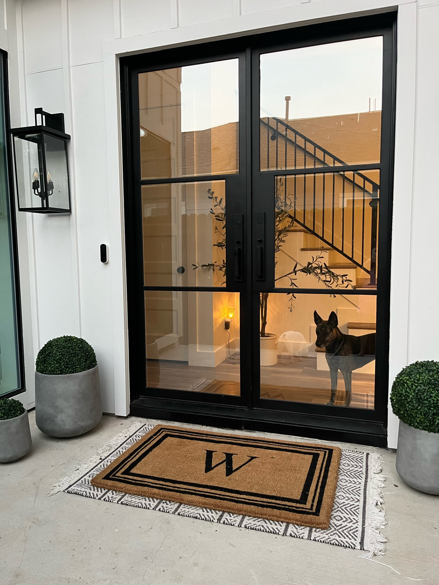 This front door mat is stunning and on sale! 

Monogrammed door mat. Initial door mat. Oversized doormat. Grandin road. Classic border door mat. Home. Outdoor. Our doormat. Front porch. 

#LTKhome