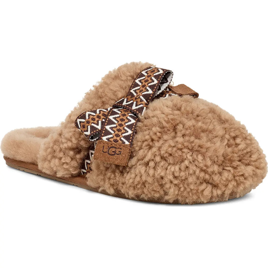 UGG(r) Maxi Curly Genuine Shearling Scuff Slipper in Chestnut at Nordstrom, Size 5 | Nordstrom