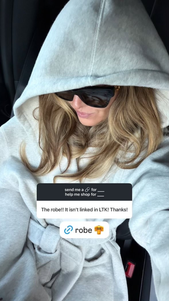 My fave robe!

Parke, robe, women’s essentials, cozy comfy robe, must-haves