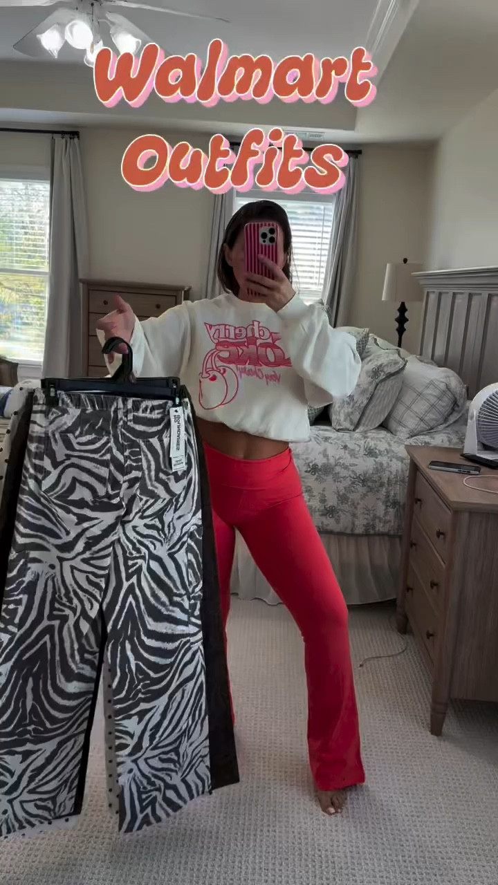 the cutest $16 pants EVER!!!! Drop “NEW” below for a direct l i n k to them all! ♥️💛

#walmart #walmartpartner #walmartfashion #fashion #ootdinspo