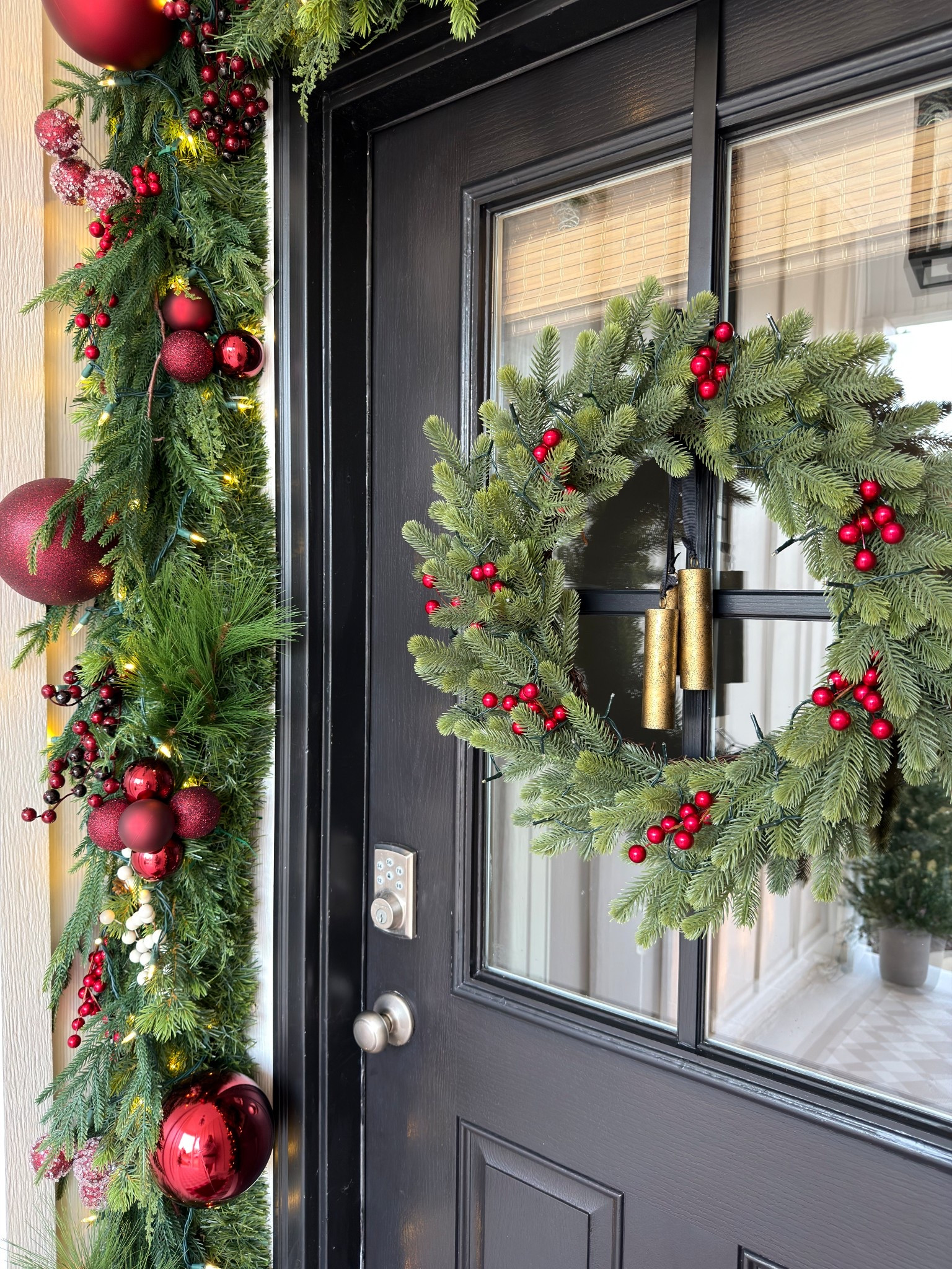 Entryway details for Christmass

#LTKHome #LTKHoliday #LTKSeasonal