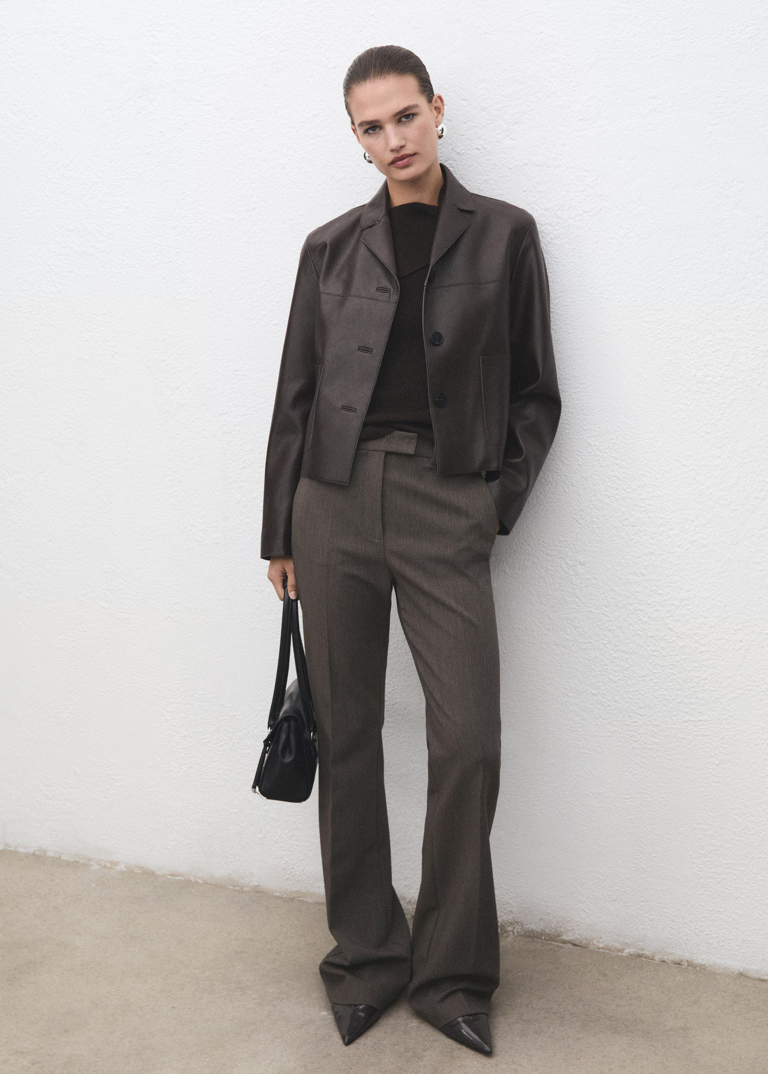 Mid-rise flare pants - Women | MANGO USA | Mango (US/MX/AU)