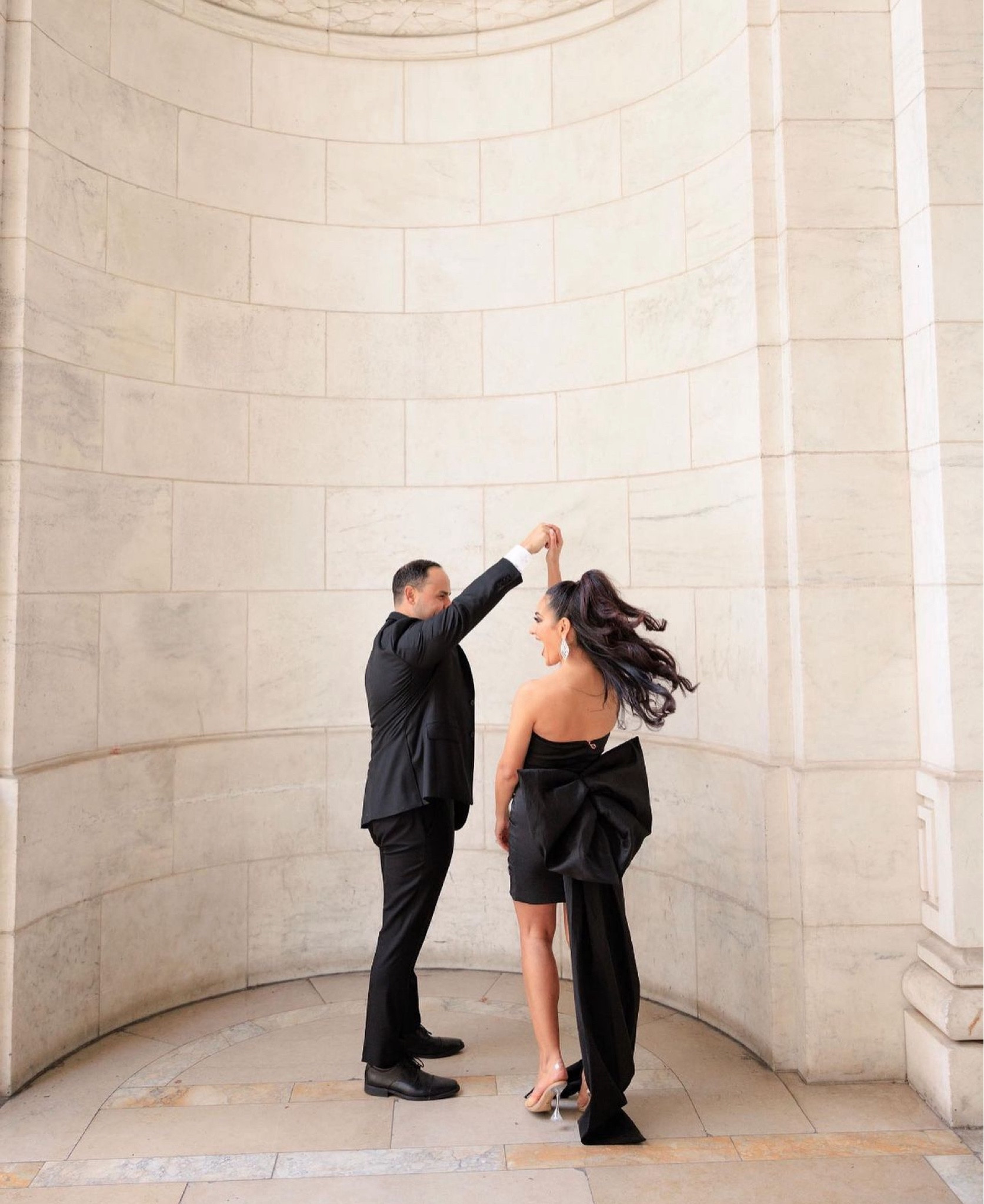 Shop my dress in black or white! 🤍🎀🖤

#LTKWedding #LTKShoeCrush #LTKParties